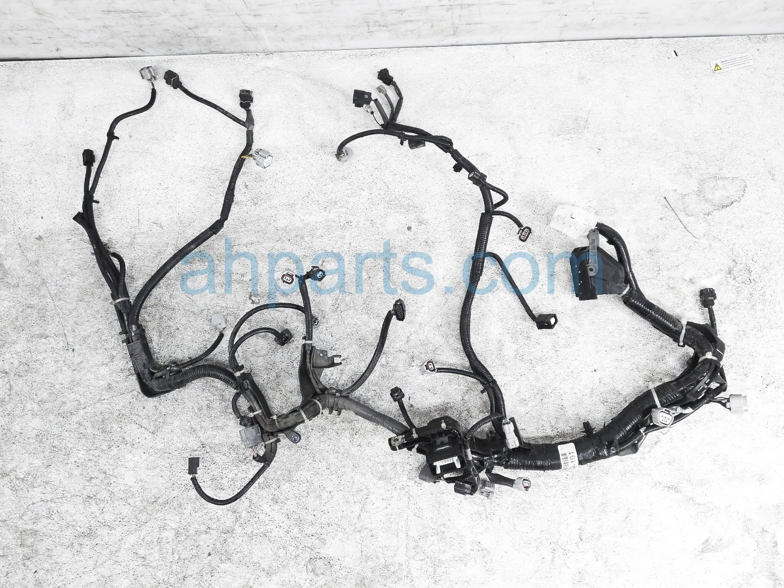 $245 Subaru MAIN ENGINE WIRE HARNESS - 2.5L AWD $245 Subaru MAIN ENGINE WIRE HARNESS - 2.5L AWD
