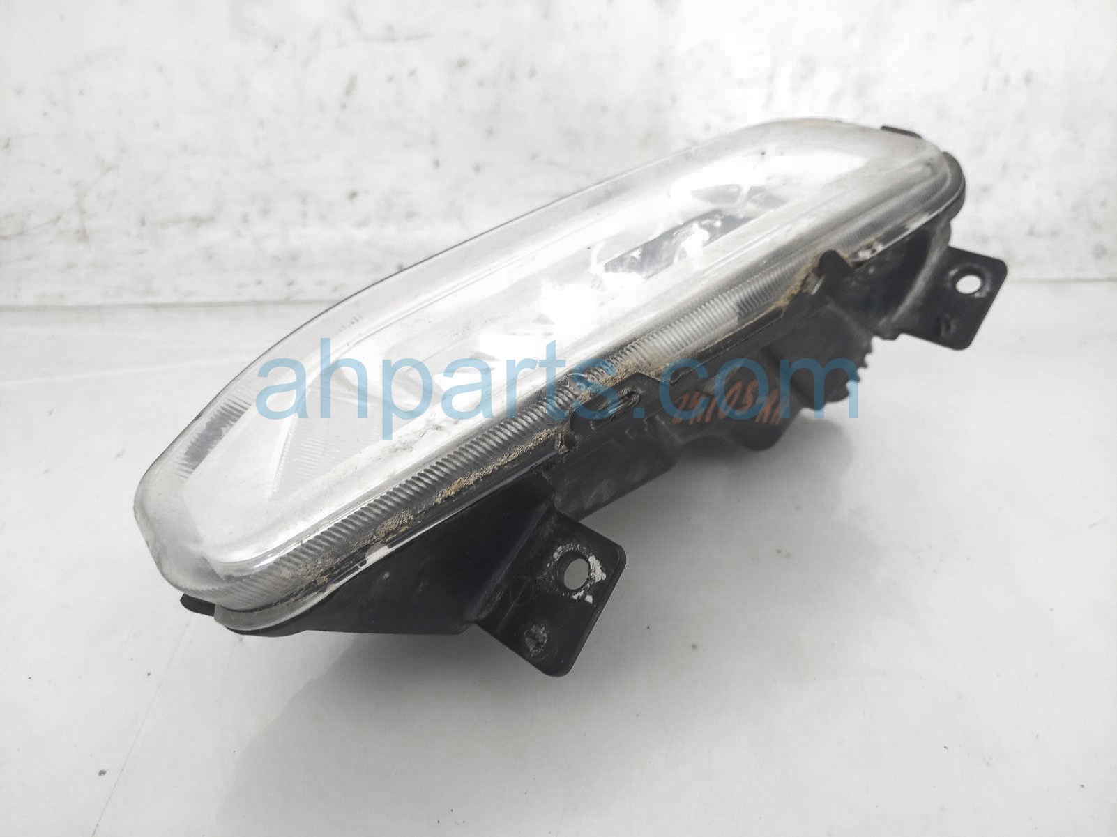 $250 Nissan RH FOG LAMP / LIGHT $250 Nissan RH FOG LAMP / LIGHT