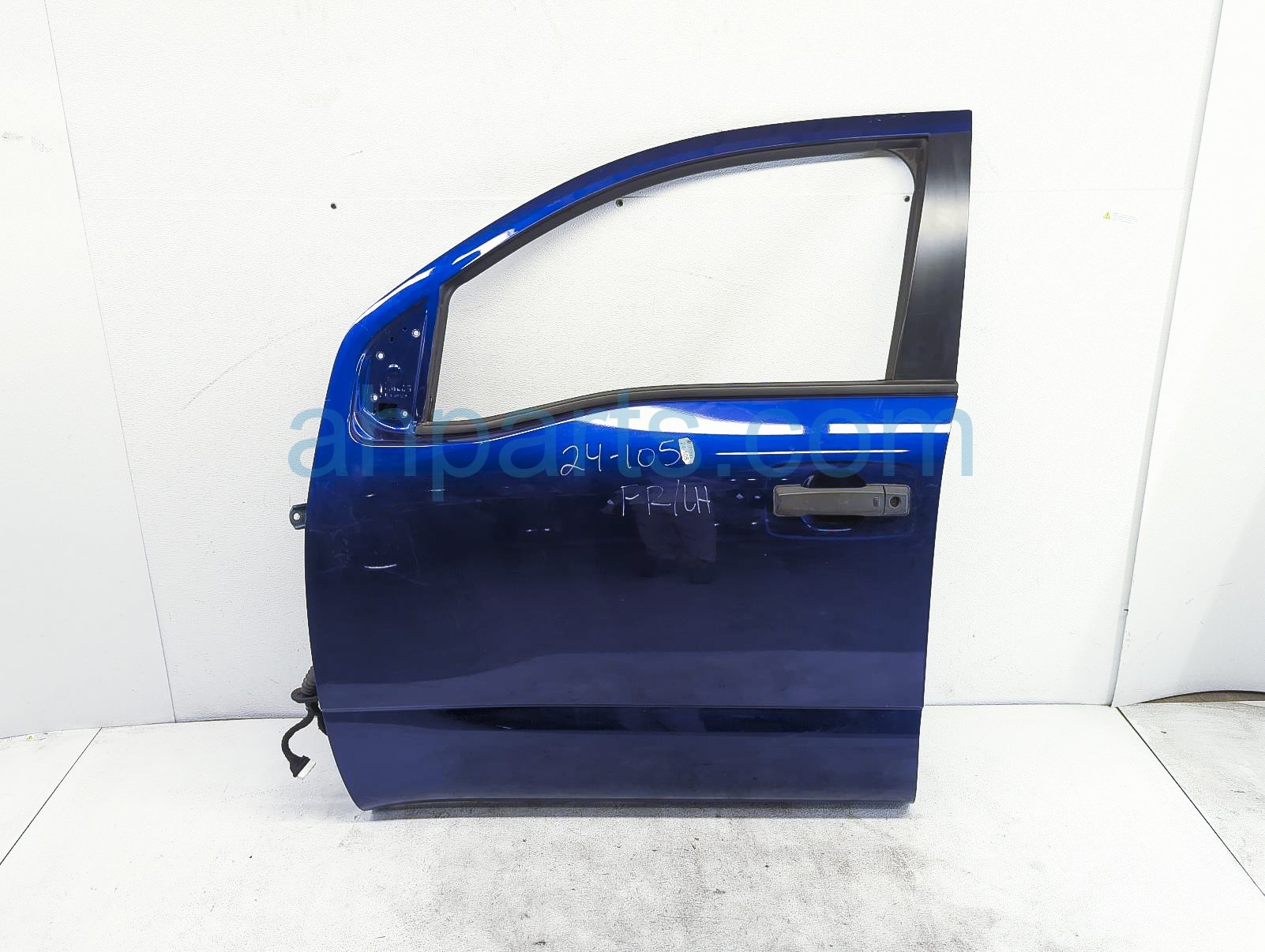 $900 Nissan FR/LH DOOR - BLUE - NO MIRROR/TRIM $900 Nissan FR/LH DOOR - BLUE - NO MIRROR/TRIM