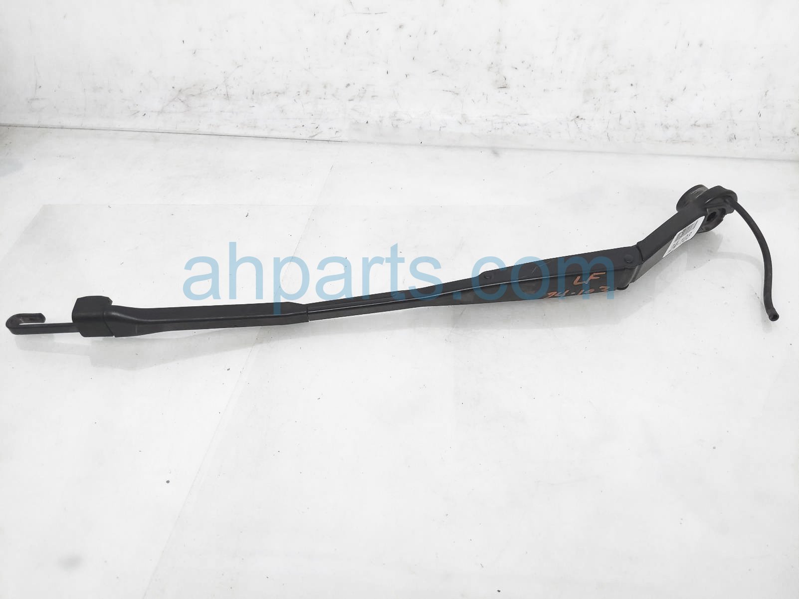 $25 Nissan LH WINDSHIELD WIPER ARM - SV $25 Nissan LH WINDSHIELD WIPER ARM - SV