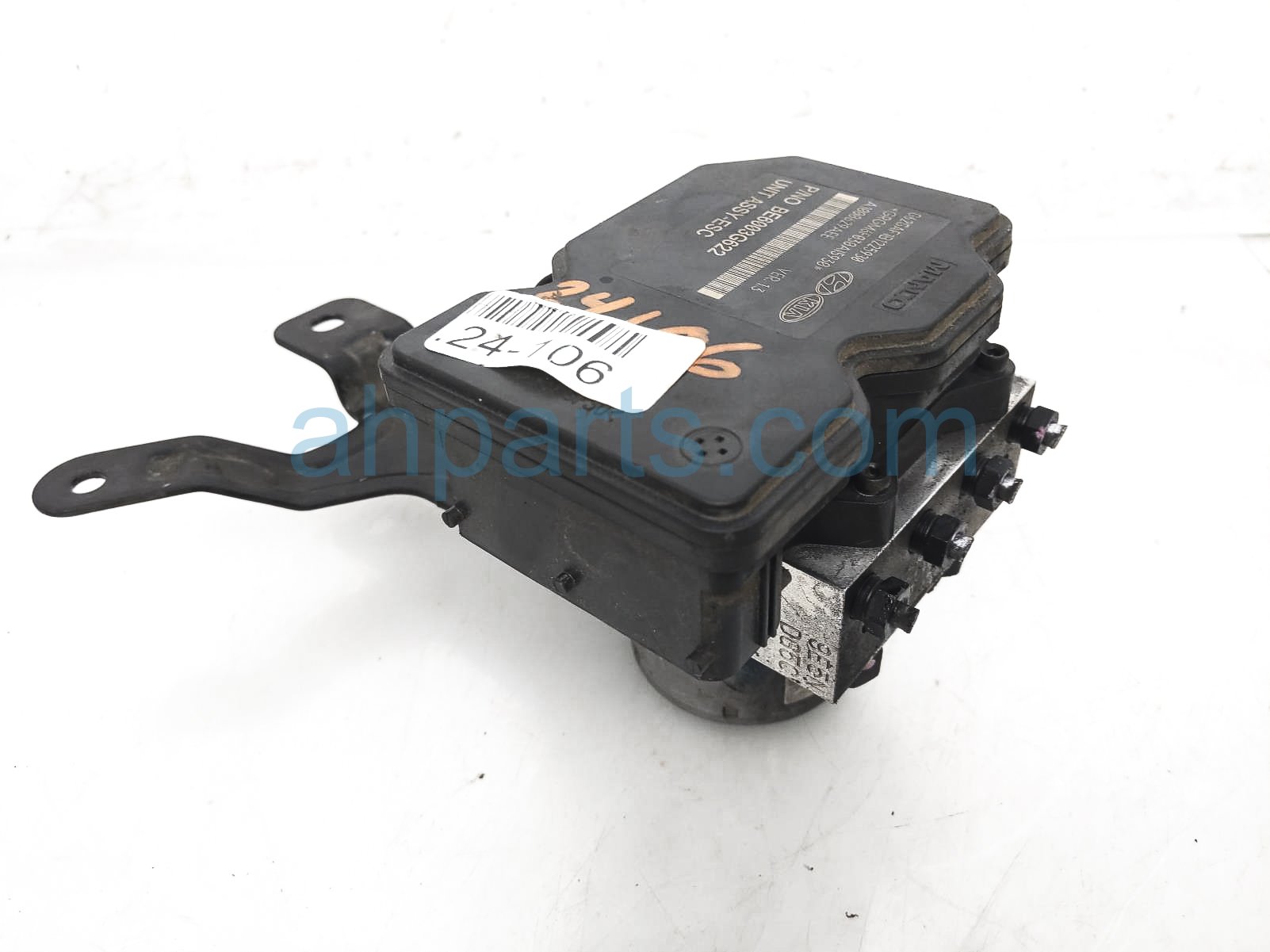$75 Hyundai ABS/VSA PUMP MODULATOR - 1.6L FWD AT $75 Hyundai ABS/VSA PUMP MODULATOR - 1.6L FWD AT