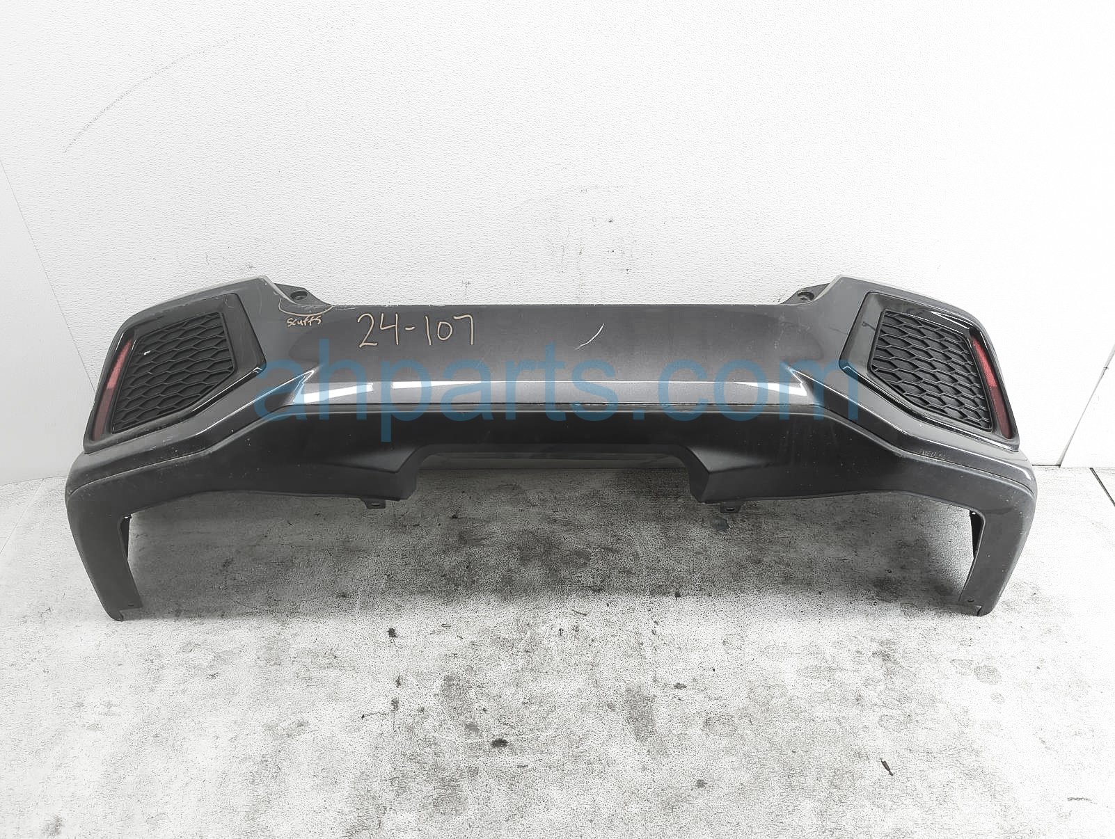 $300 Honda REAR BUMPER COVER - GREY *SCUFFS