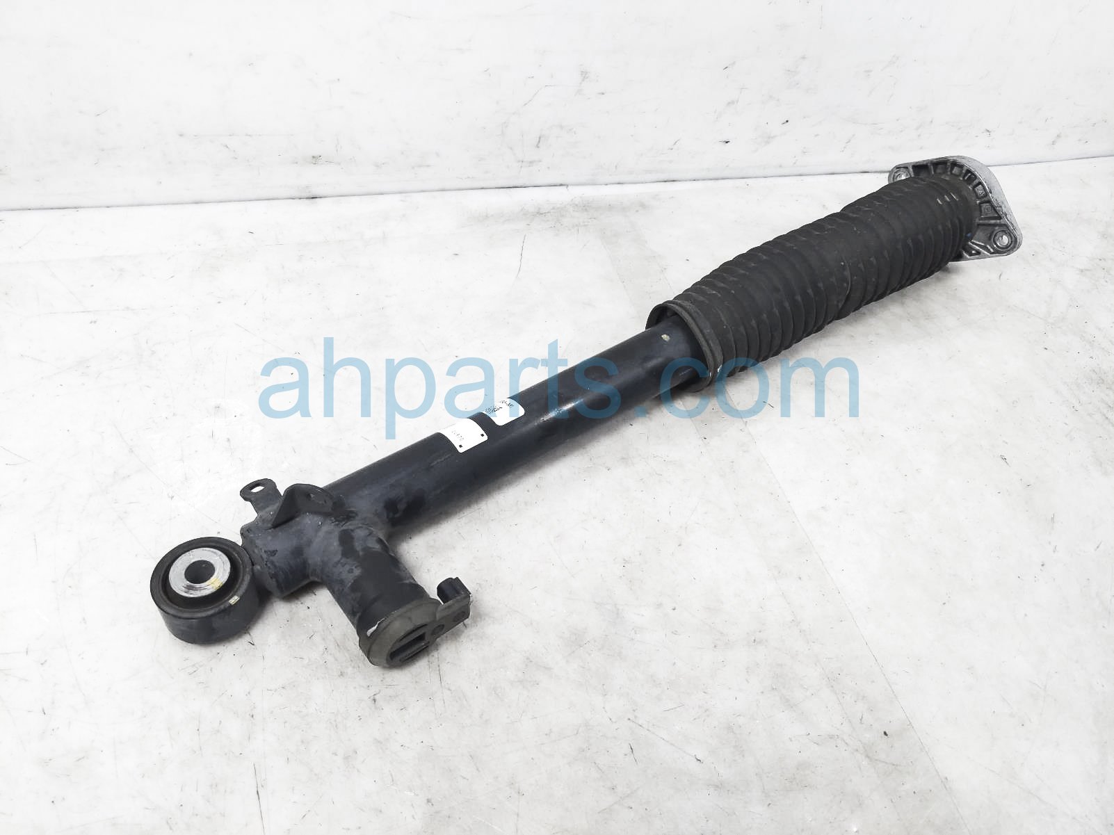Sold 2019 Honda Civic Strut / Spring / Rear Driver Shock Absorber