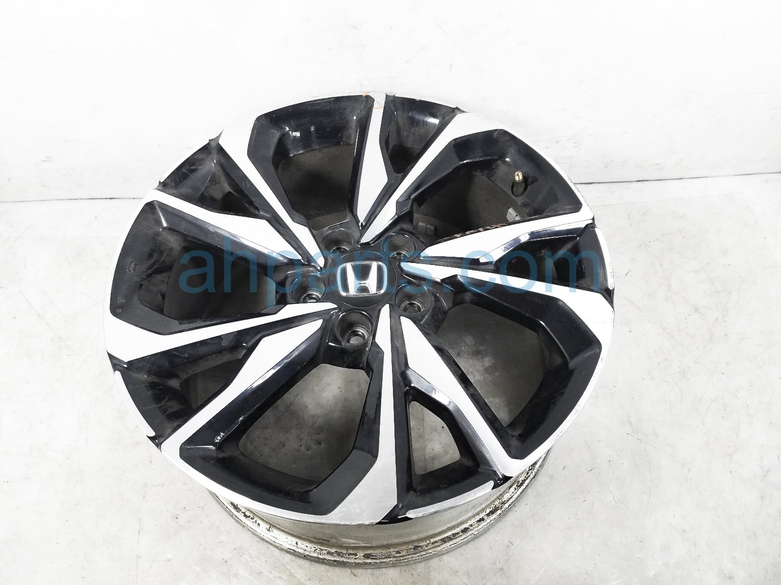 $145 Honda FR/LH WHEEL / RIM $145 Honda FR/LH WHEEL / RIM