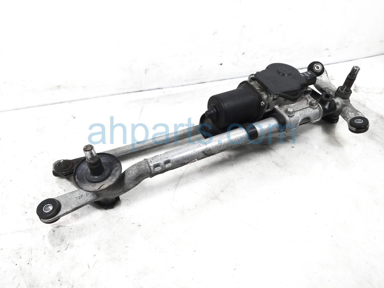 $49 Honda WINDSHIELD WIPER MOTOR W/ ARM ASSY $49 Honda WINDSHIELD WIPER MOTOR W/ ARM ASSY