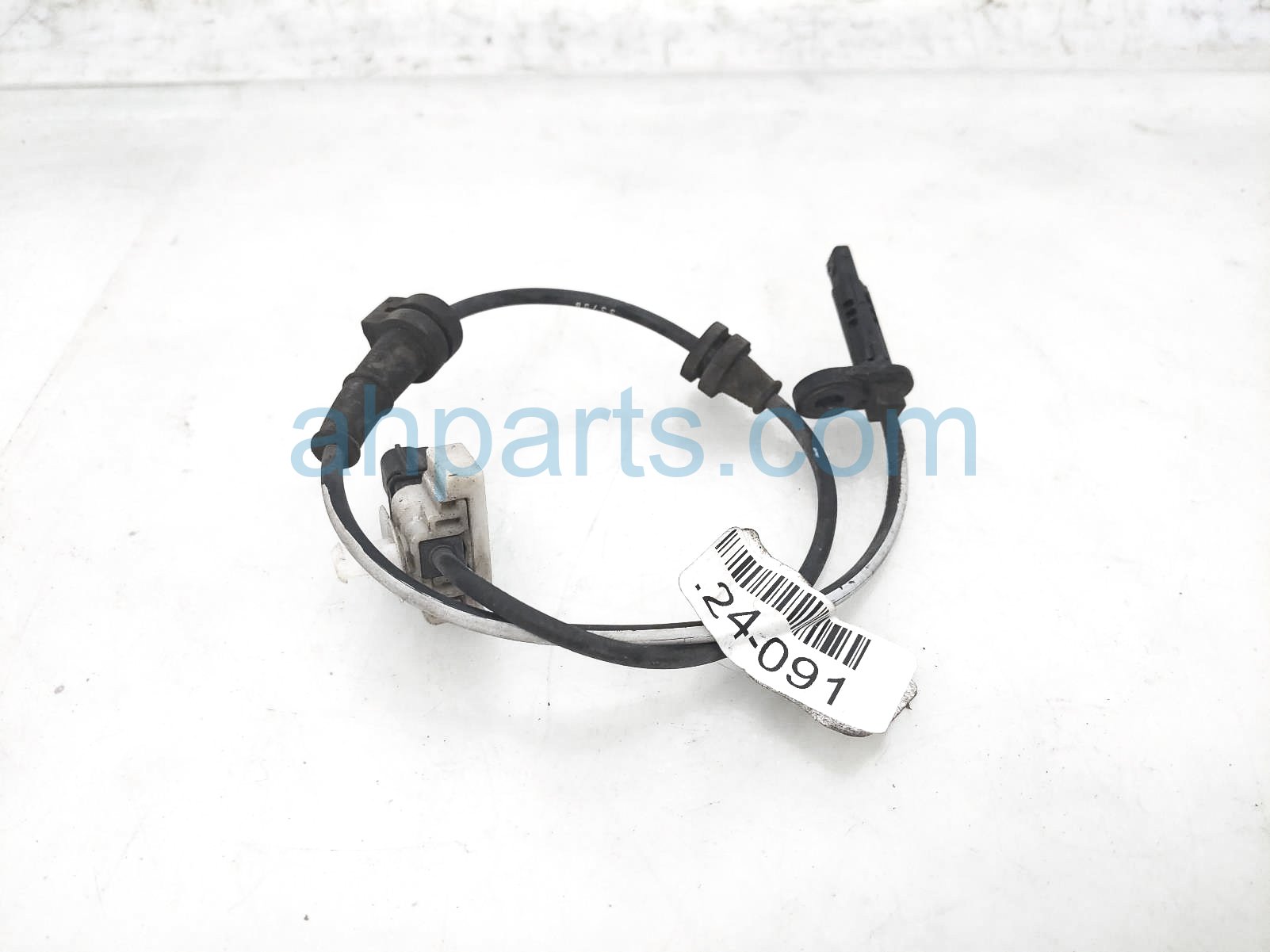 $15 Honda REAR ABS / WHEEL SPEED SENSOR - 3.5L $15 Honda REAR ABS / WHEEL SPEED SENSOR - 3.5L