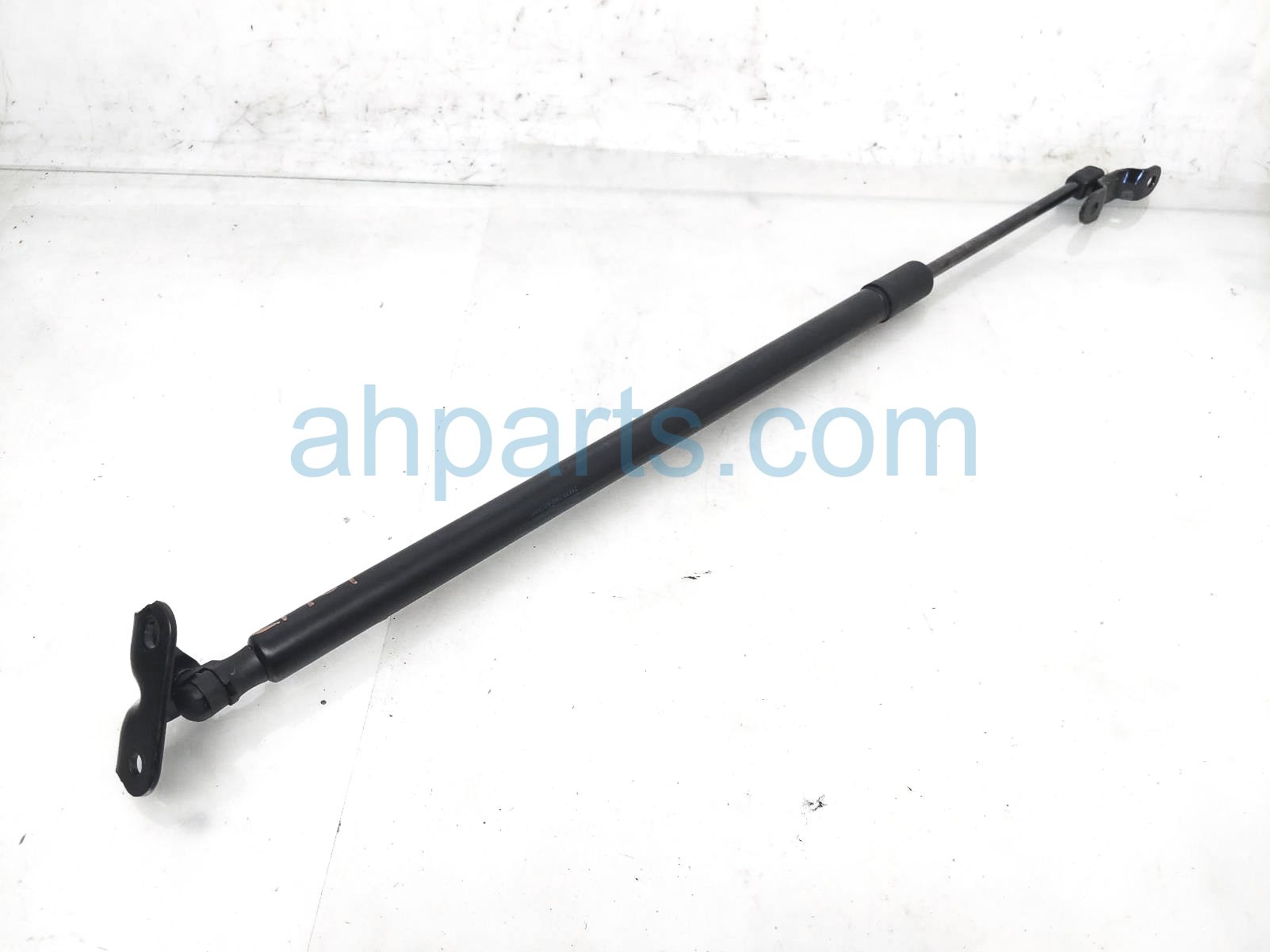 $40 Honda RR/LH TRUNK STRUT / LIFT CYLINDER $40 Honda RR/LH TRUNK STRUT / LIFT CYLINDER