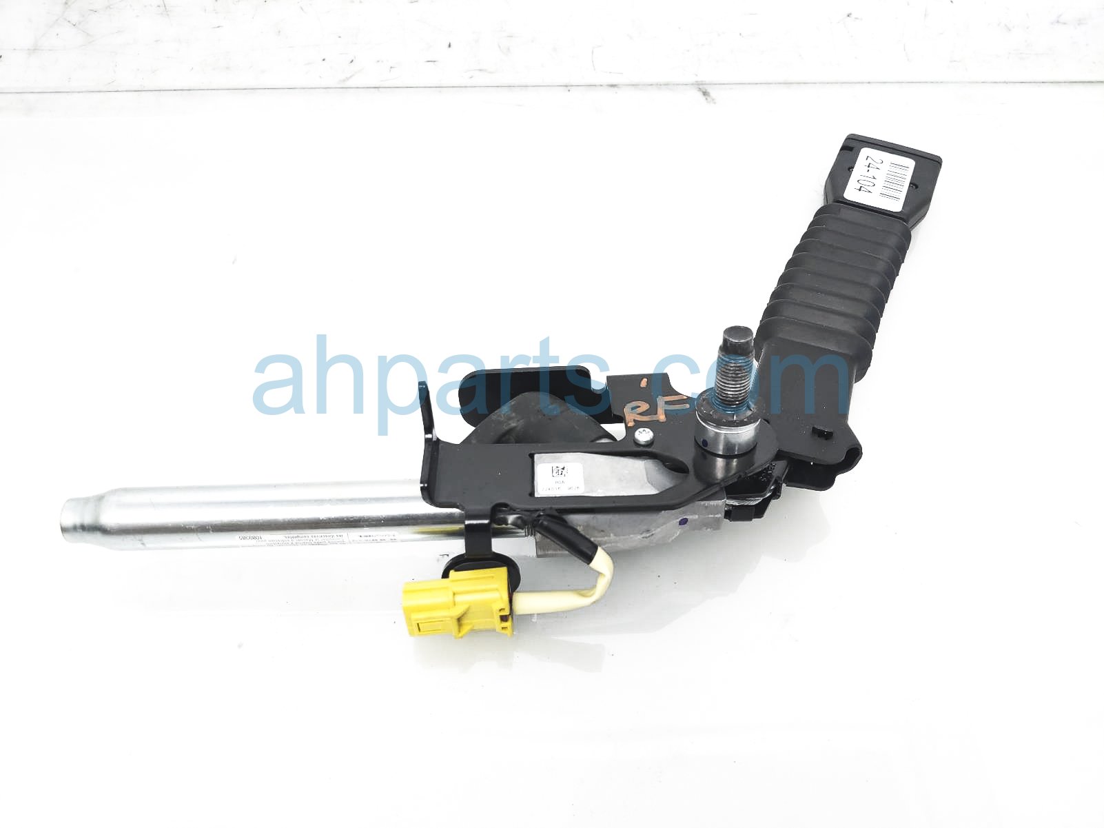 $45 Honda FR/RH BUCKLE W/ PRETENSIONER - BLACK $45 Honda FR/RH BUCKLE W/ PRETENSIONER - BLACK