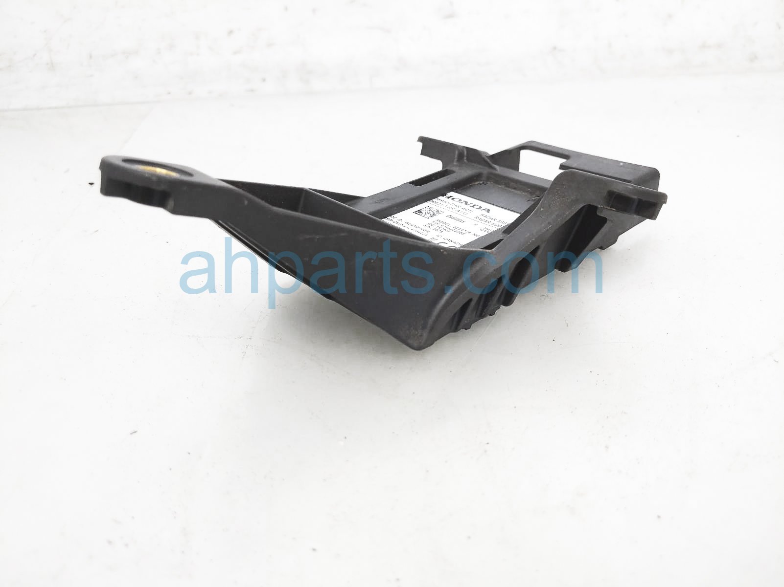 $75 Honda RR/RH RADAR MODULE W/BRACKET $75 Honda RR/RH RADAR MODULE W/BRACKET