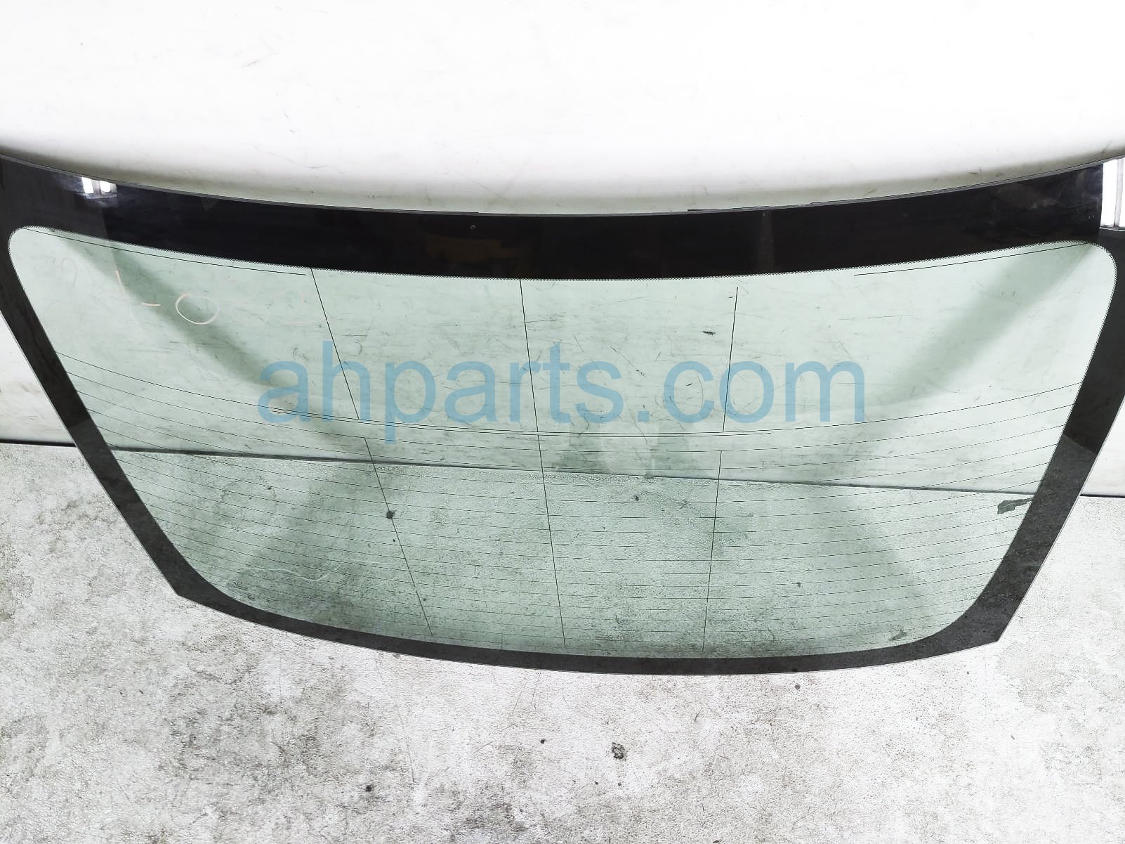 $175 Honda BACK WINDSHIELD GLASS - HYBRID $175 Honda BACK WINDSHIELD GLASS - HYBRID