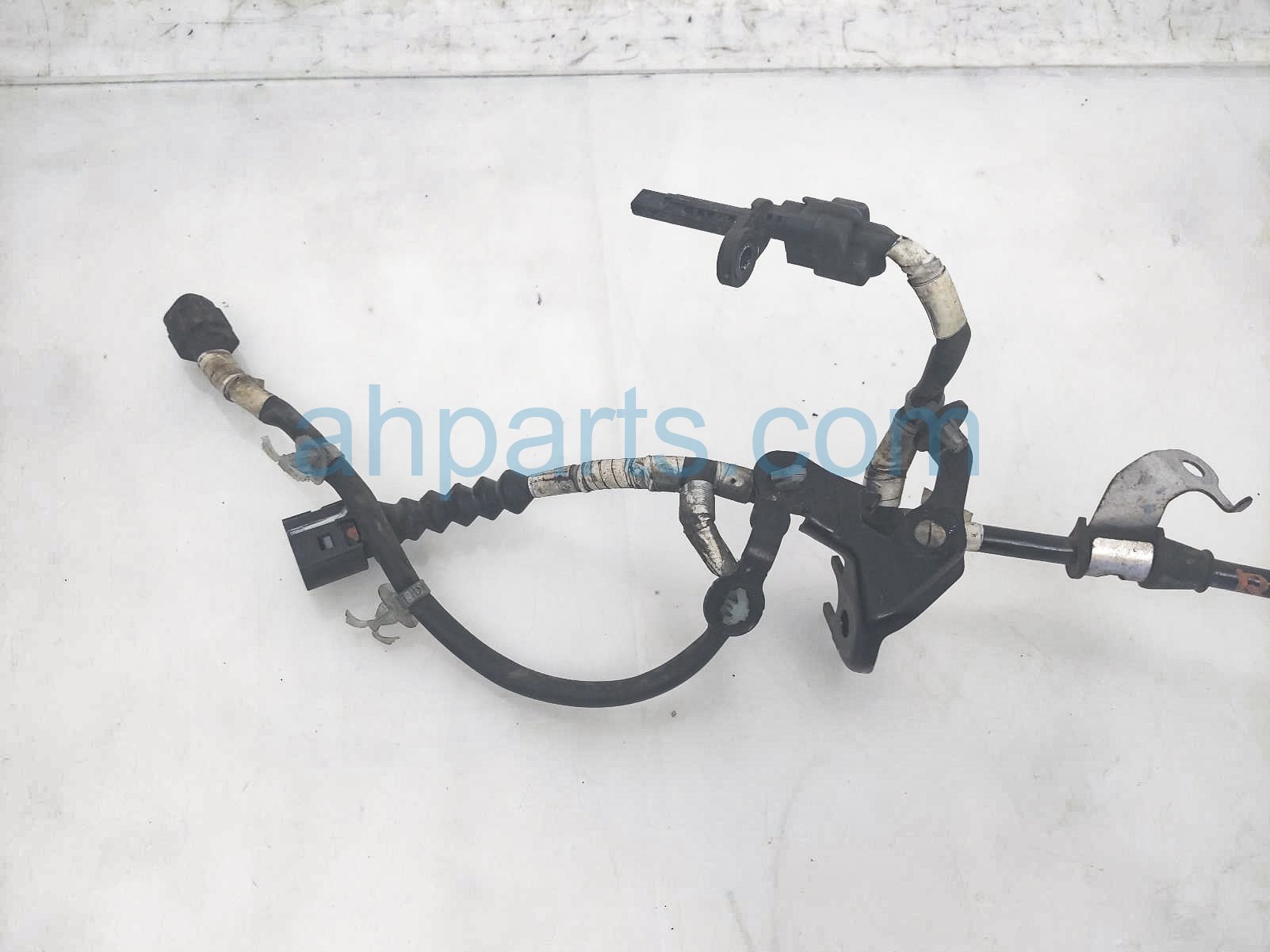Sold 2019 Honda Civic Rear Passenger Epb Abs Speed Sensor- M.t 1.5