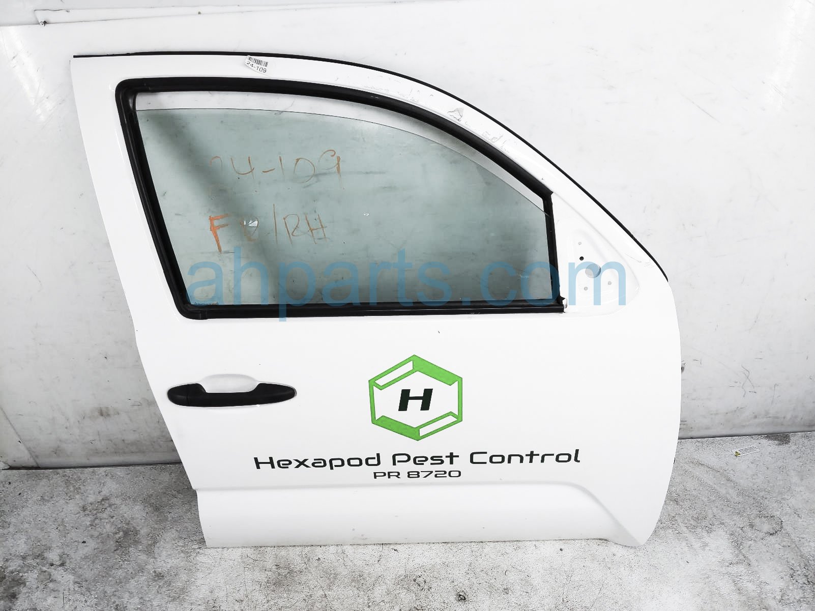 $895 Toyota FR/RH DOOR - WHITE - NO MIRROR/TRIM $895 Toyota FR/RH DOOR - WHITE - NO MIRROR/TRIM