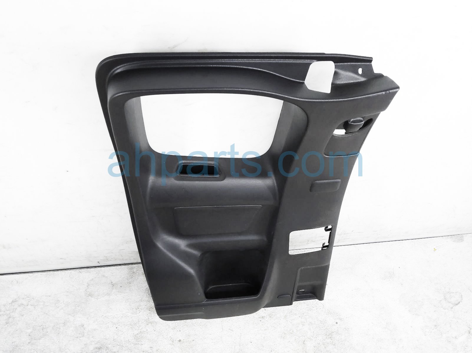 $150 Toyota RR/LH  DOOR PANEL - BLK - EXTENDED