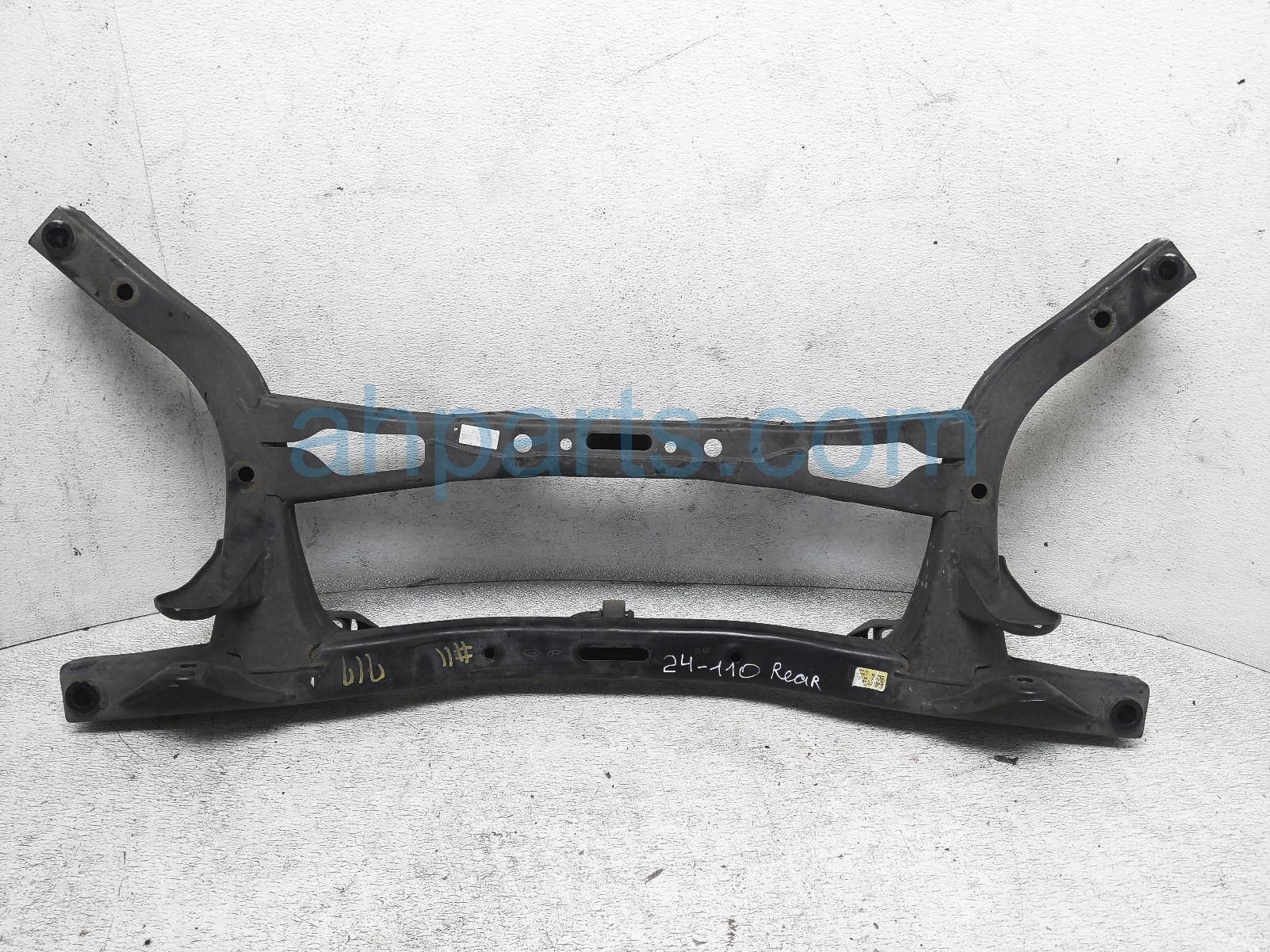 $125 Hyundai REAR SUB FRAME / CRADLE $125 Hyundai REAR SUB FRAME / CRADLE