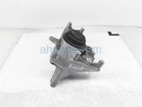 $125 Nissan LH SIDE ENGINE MOUNT - 2.5L FWD $125 Nissan LH SIDE ENGINE MOUNT - 2.5L FWD