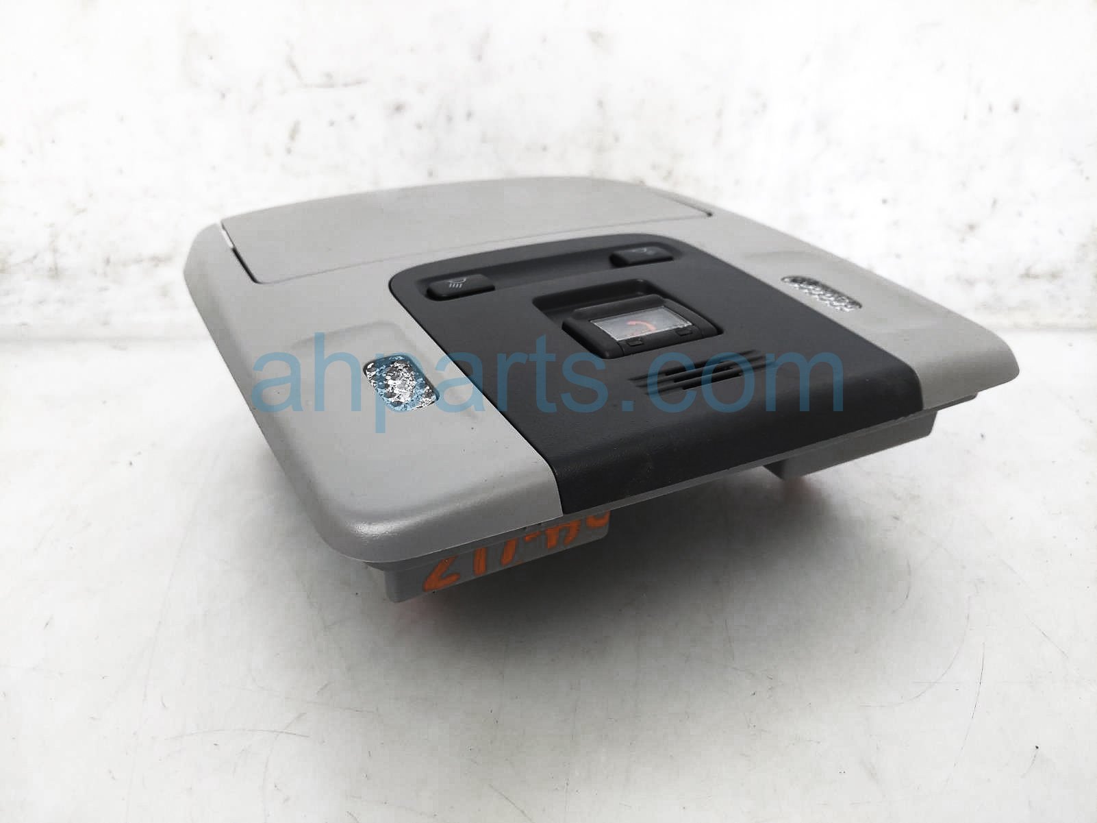 $75 Toyota ROOF CONSOLE / MAP LIGHT - GREY $75 Toyota ROOF CONSOLE / MAP LIGHT - GREY