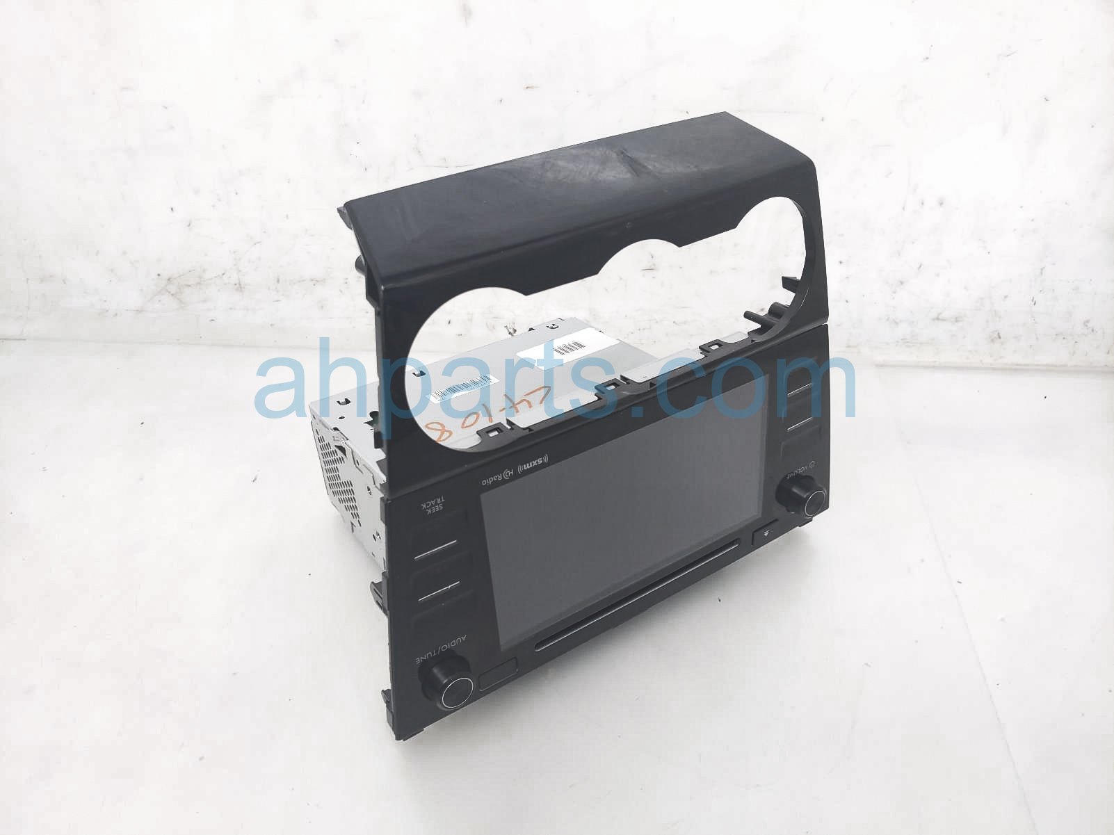 $165 Subaru RADIO & SCREEN DISPLAY ASSEMBLY