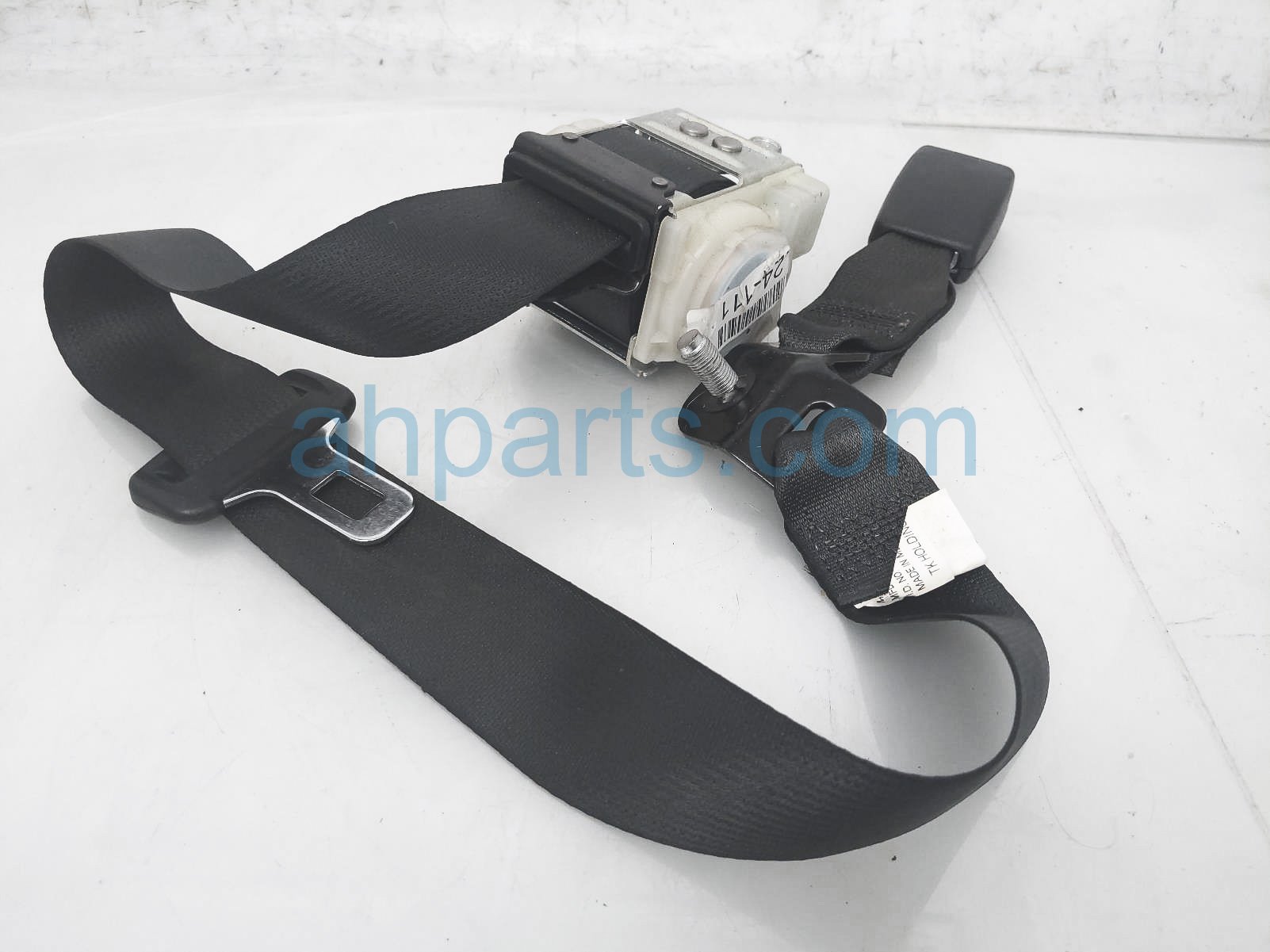 $35 Honda 2ND ROW MID SEAT BELT - BLACK $35 Honda 2ND ROW MID SEAT BELT - BLACK