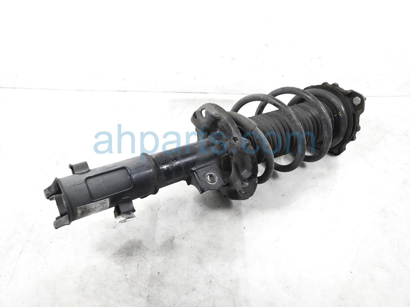 $150 Hyundai FR/RH STRUT + SPRING - R-SPEC