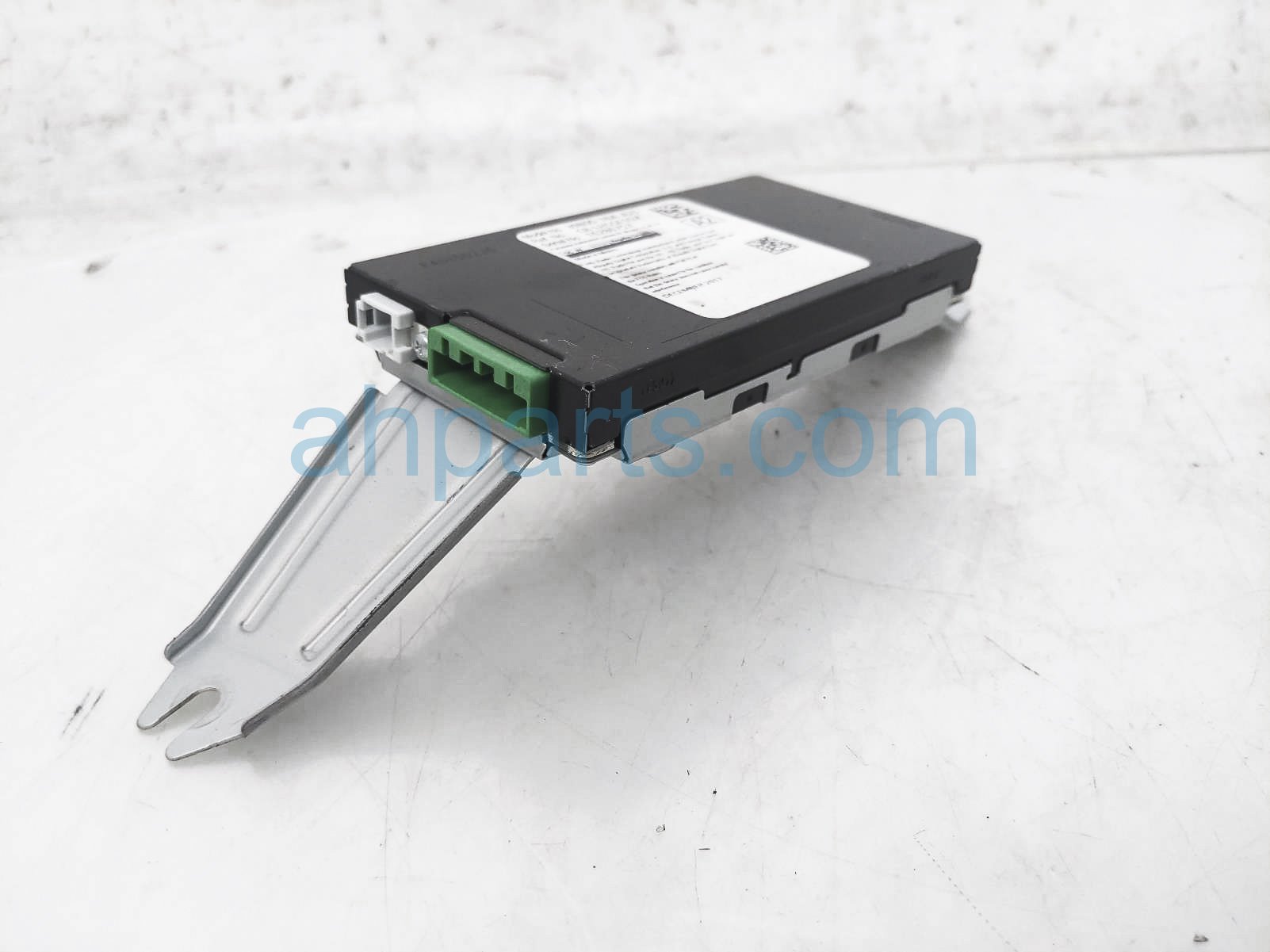 $65 Honda XM RADIO TUNER CONTROL UNIT - Si $65 Honda XM RADIO TUNER CONTROL UNIT - Si