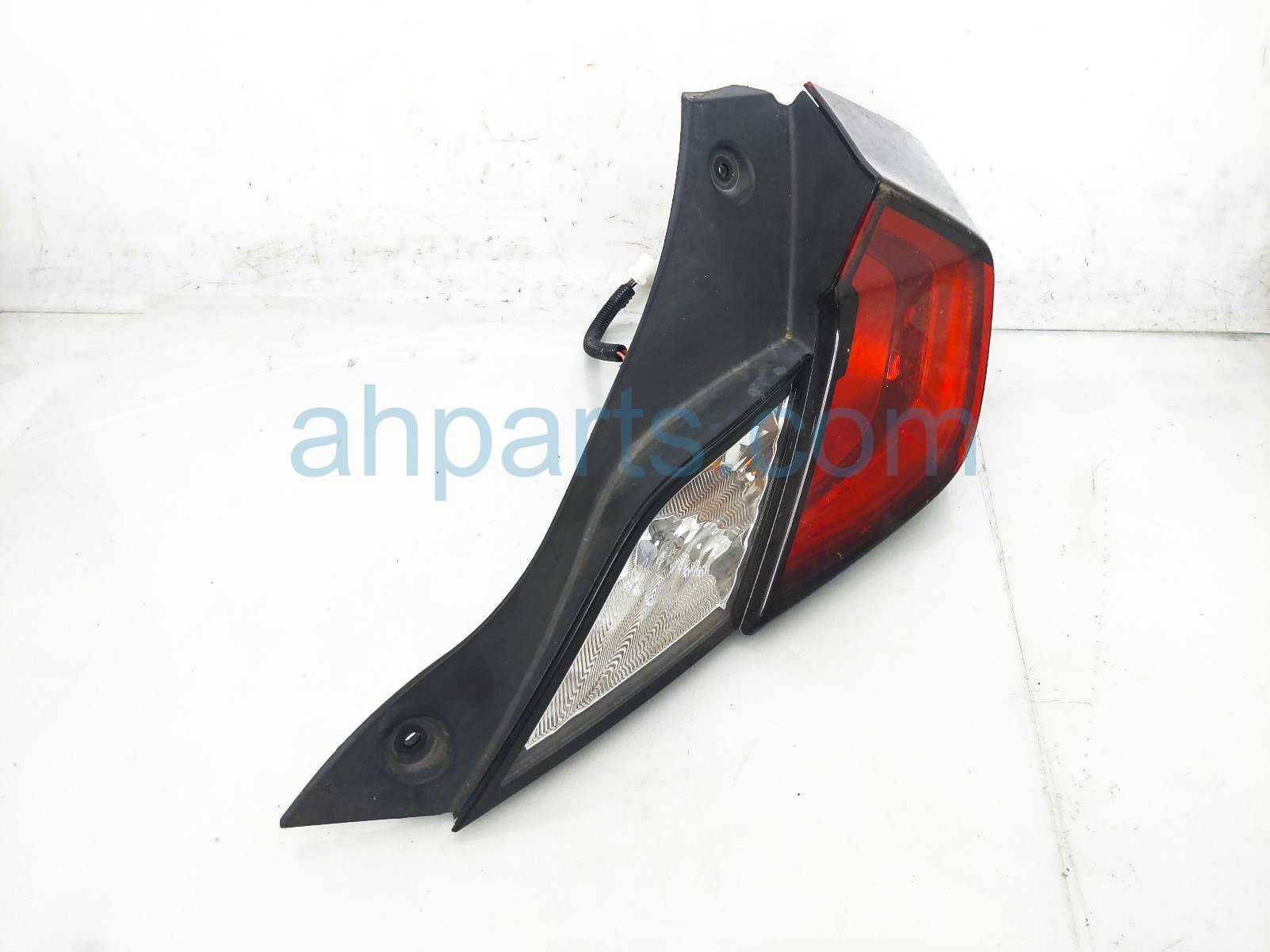 $150 Honda RH SIDE TAIL LAMP / LIGHT - ON BODY $150 Honda RH SIDE TAIL LAMP / LIGHT - ON BODY