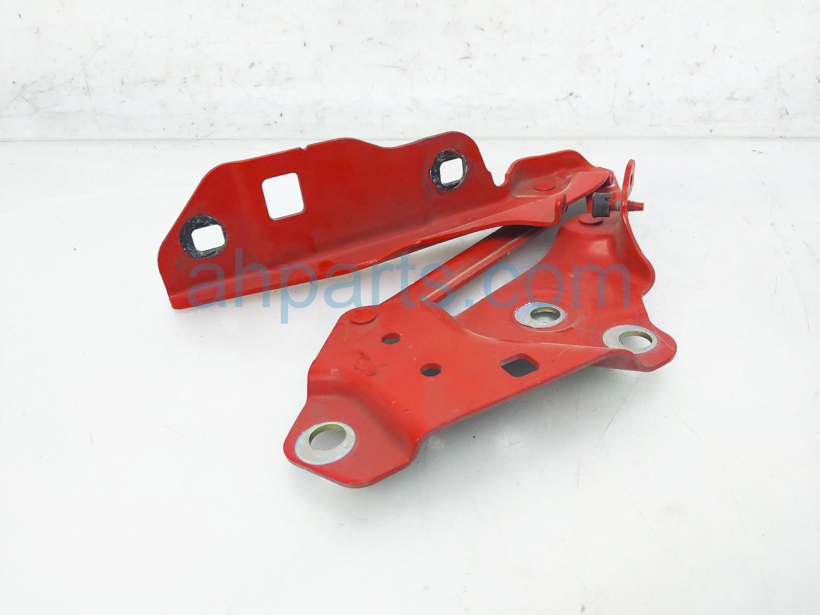 $35 Chevy FR/RH HOOD HINGE - RED $35 Chevy FR/RH HOOD HINGE - RED