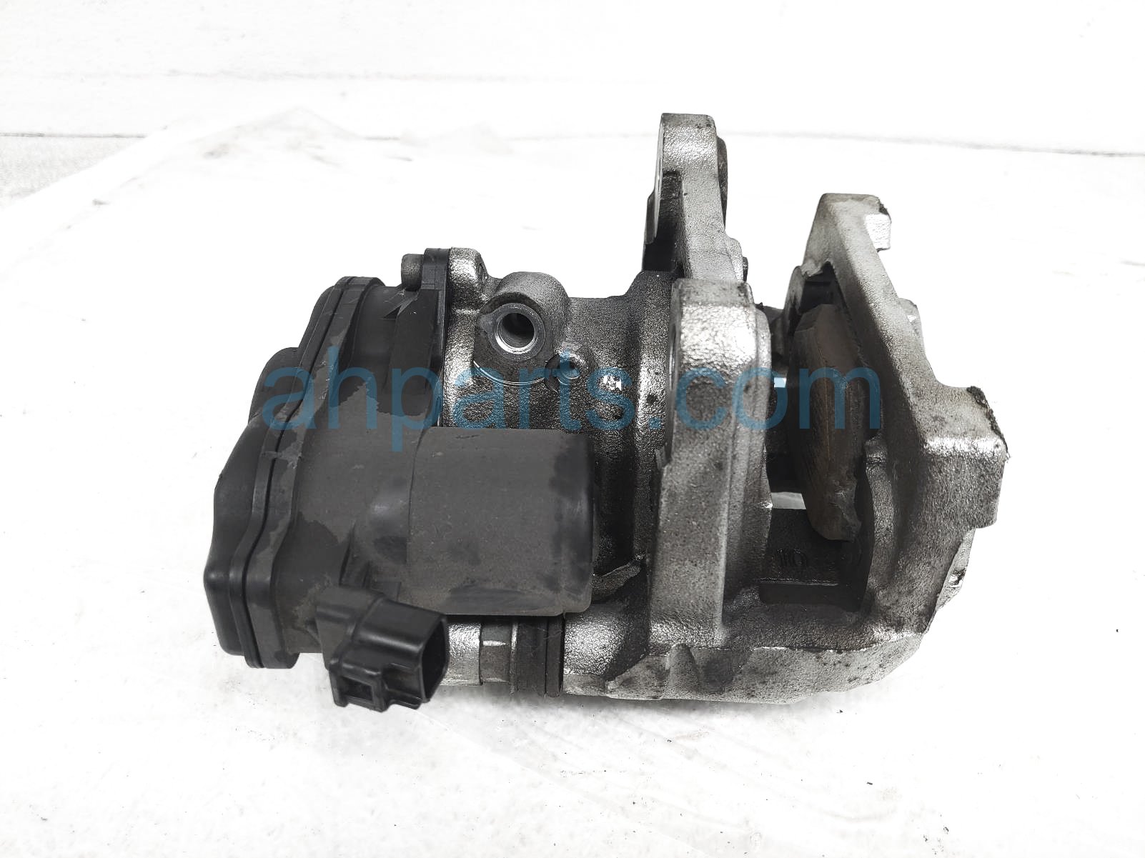 $125 Toyota RR/RH BRAKE CALIPER $125 Toyota RR/RH BRAKE CALIPER