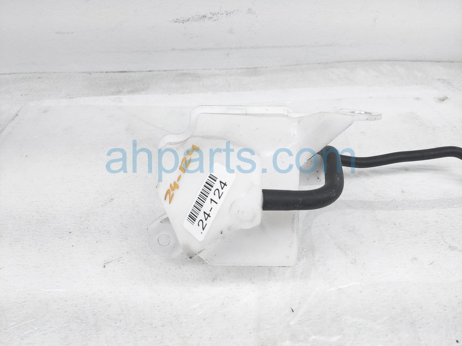 $50 Toyota COOLANT OVERFLOW RESERVOIR TANK $50 Toyota COOLANT OVERFLOW RESERVOIR TANK