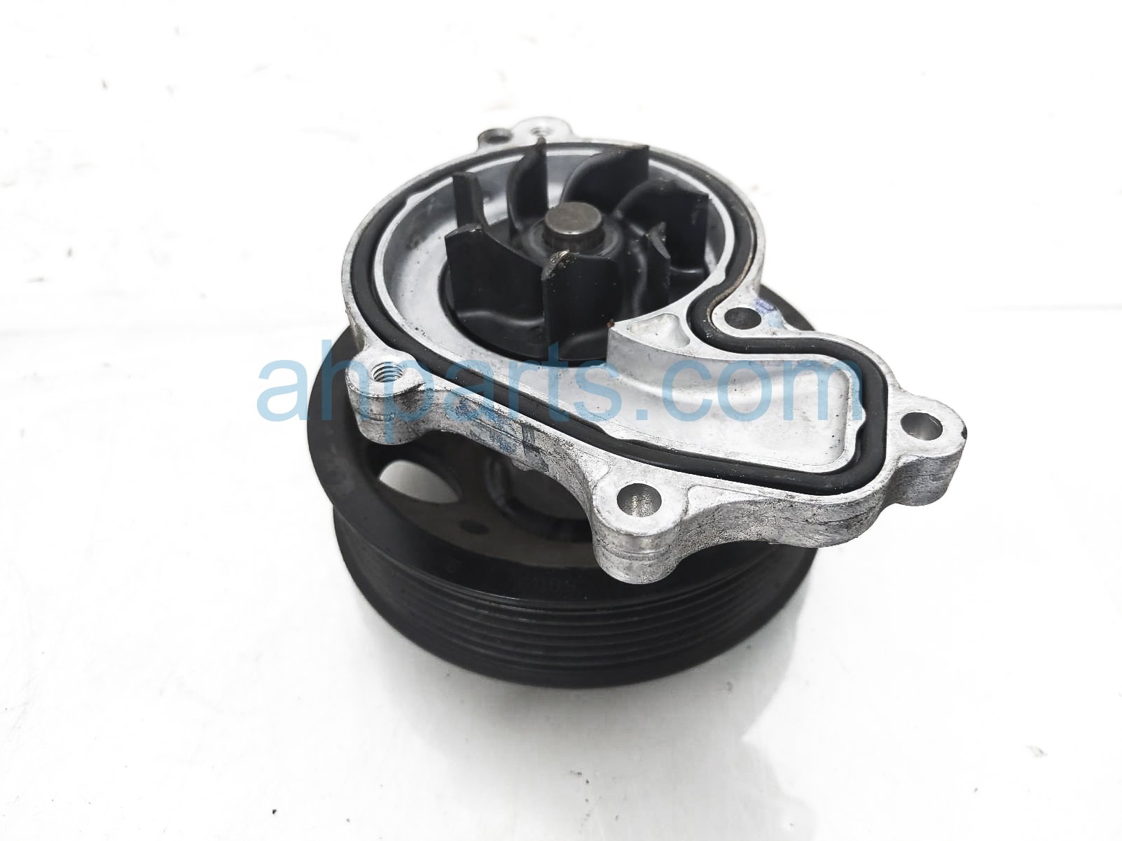 $100 Honda ENGINE WATER PUMP ASSY- M.T 1.5L 2DR $100 Honda ENGINE WATER PUMP ASSY- M.T 1.5L 2DR
