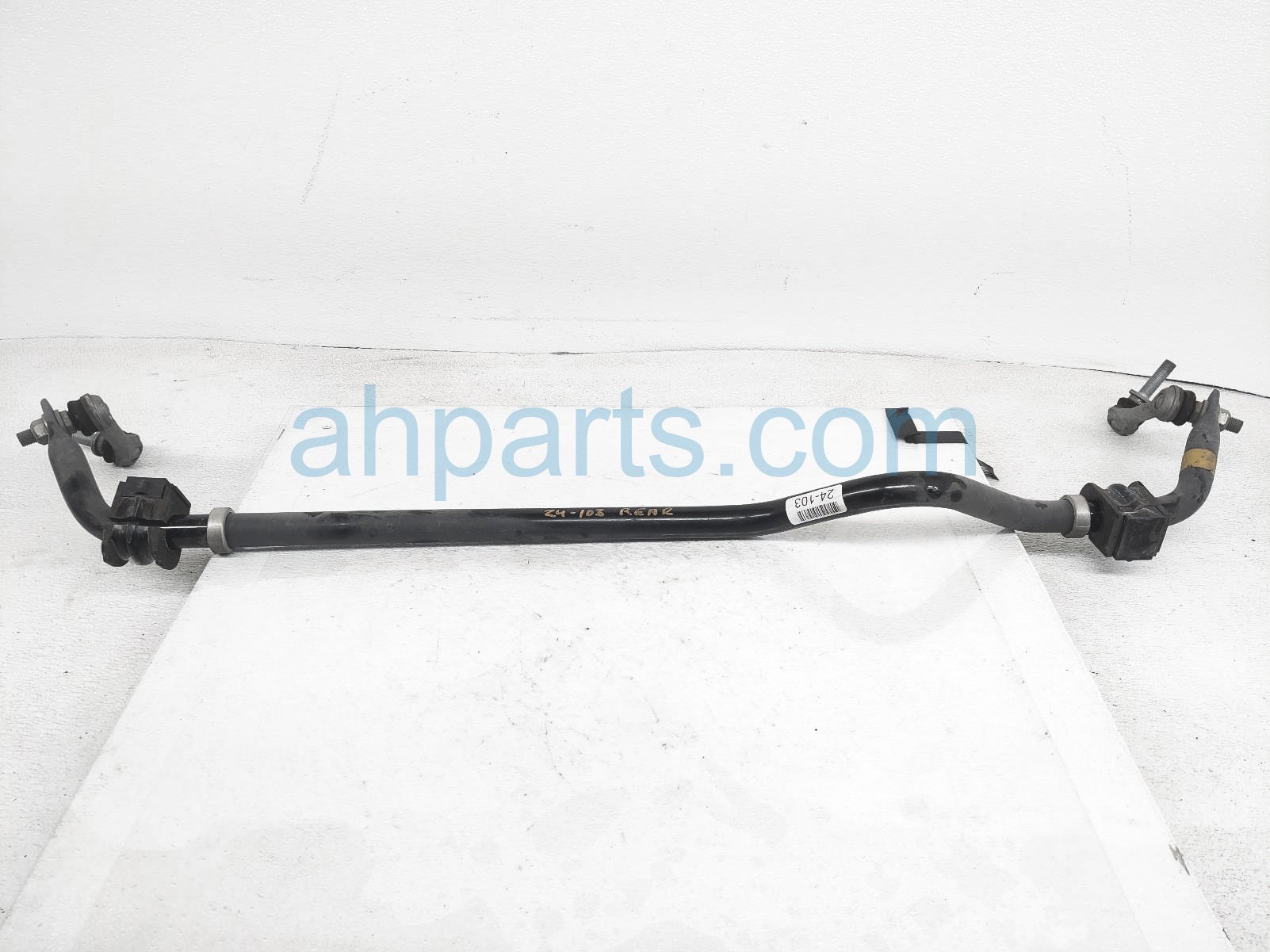 $50 Nissan REAR STABLIZER / SWAY BAR W/LINKS $50 Nissan REAR STABLIZER / SWAY BAR W/LINKS