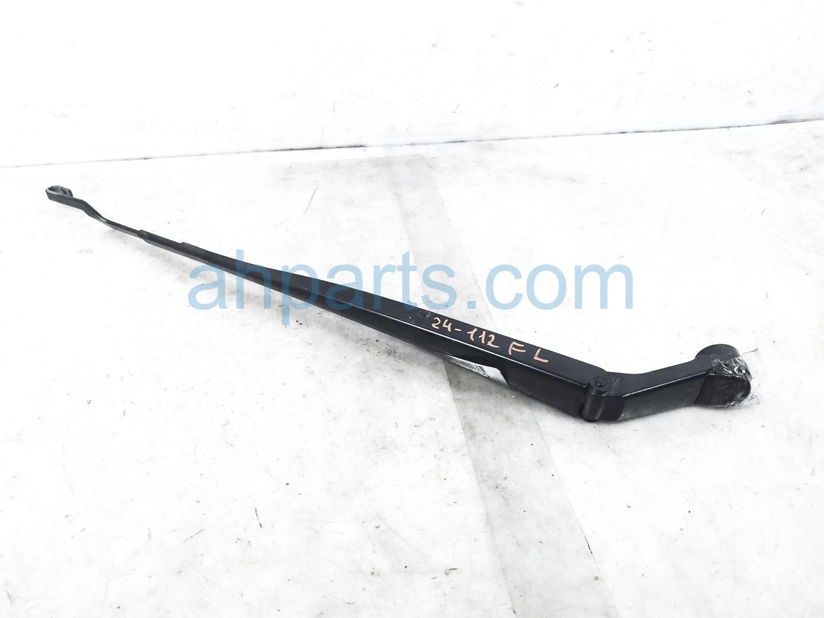 $30 Toyota LH SIDE WINDSHIELD WIPER ARM