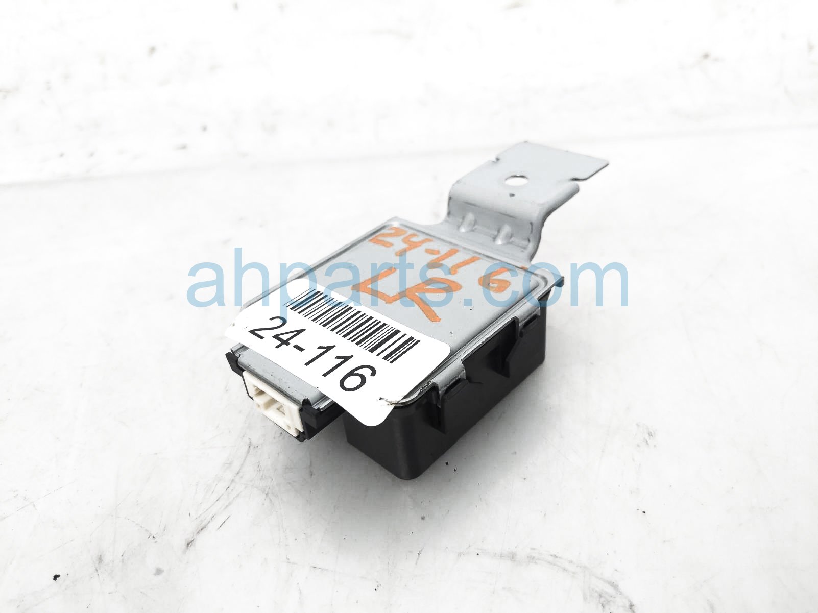 $65 Mazda KEYLESS ENTRY CONTROL MODULE - HTBK