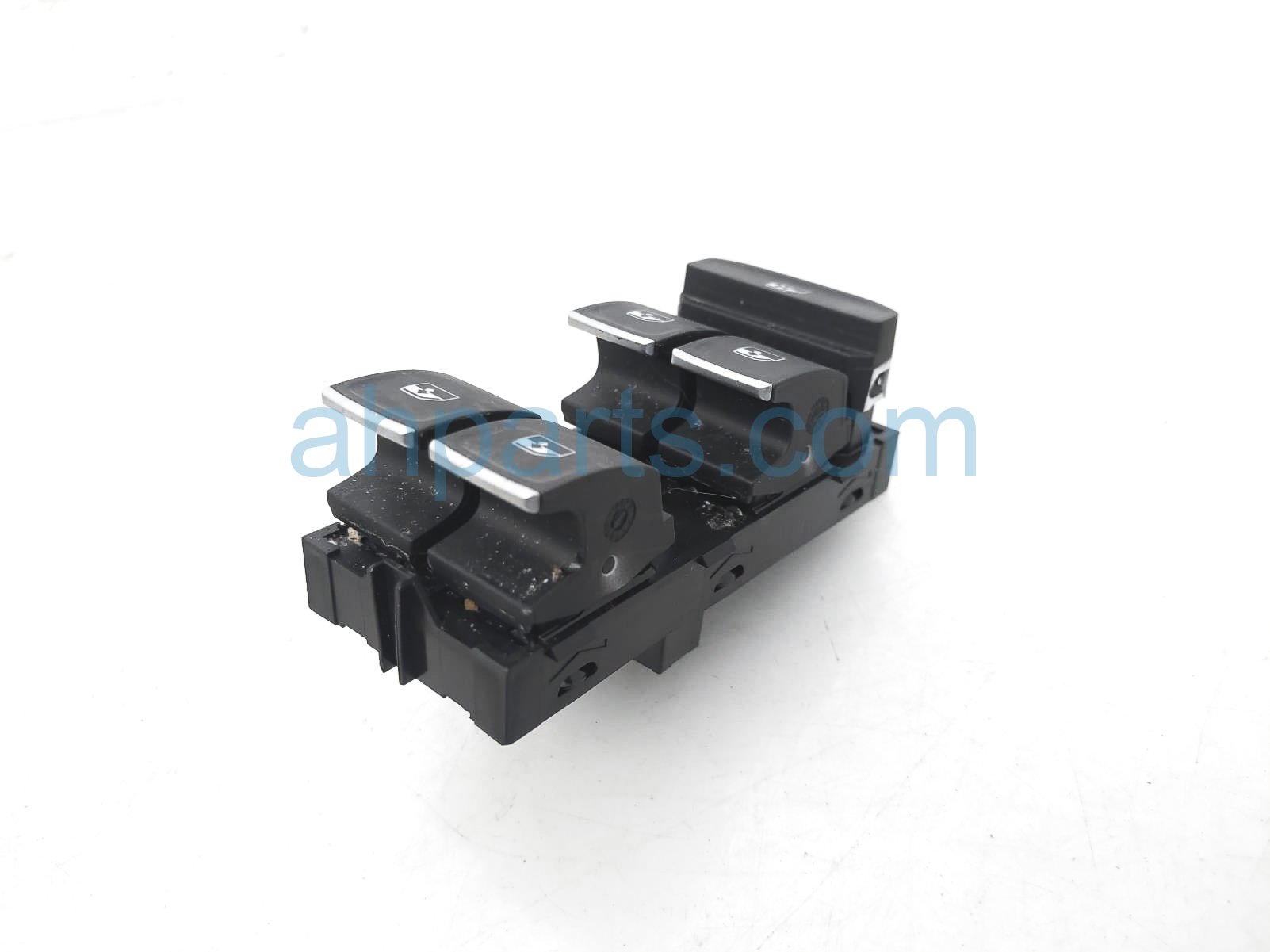 $50 Volkswagen MASTER WINDOW CONTROL SWITCH $50 Volkswagen MASTER WINDOW CONTROL SWITCH