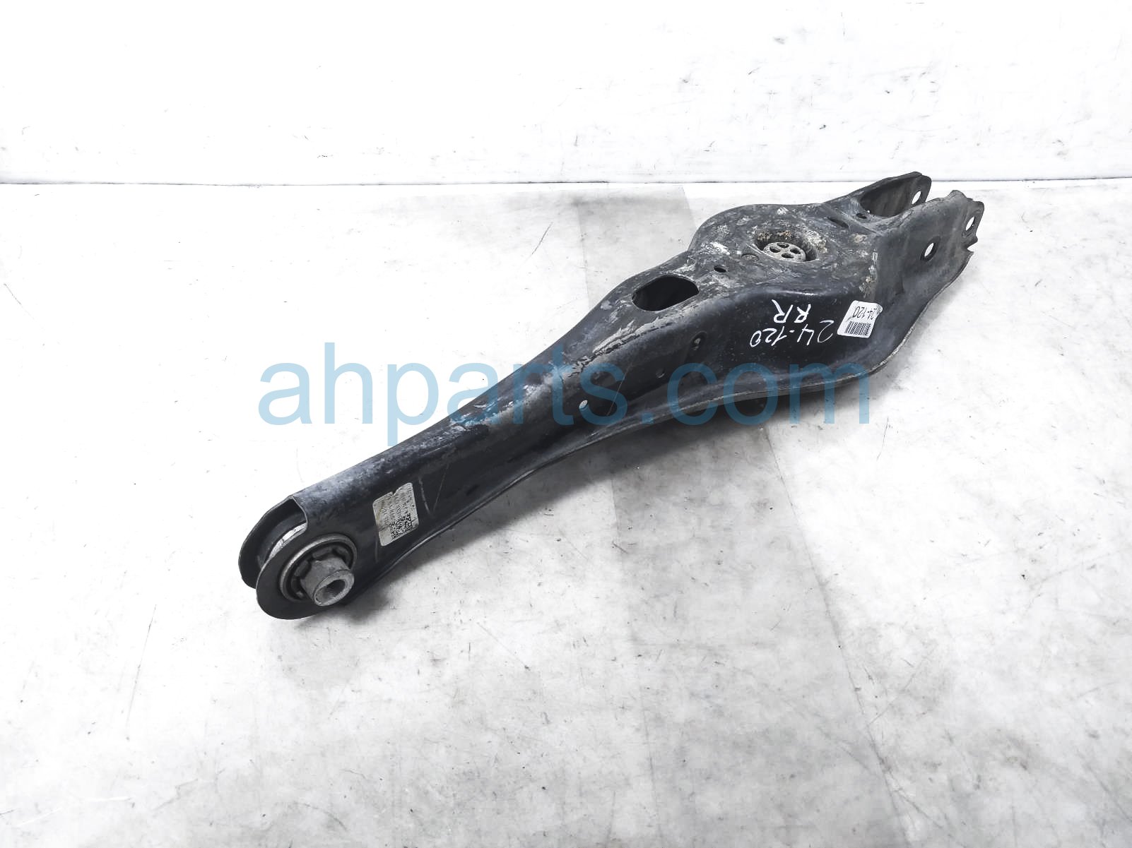 $135 Volkswagen RR/RH SPRING SEAT CONTROL ARM