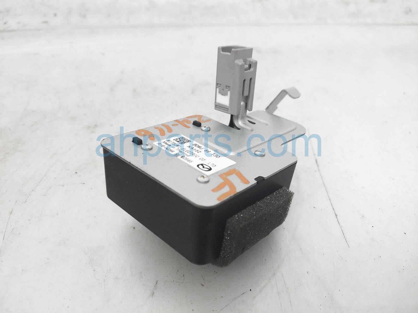 $25 Mazda ANTENNA CONTROL MODULE UNIT $25 Mazda ANTENNA CONTROL MODULE UNIT