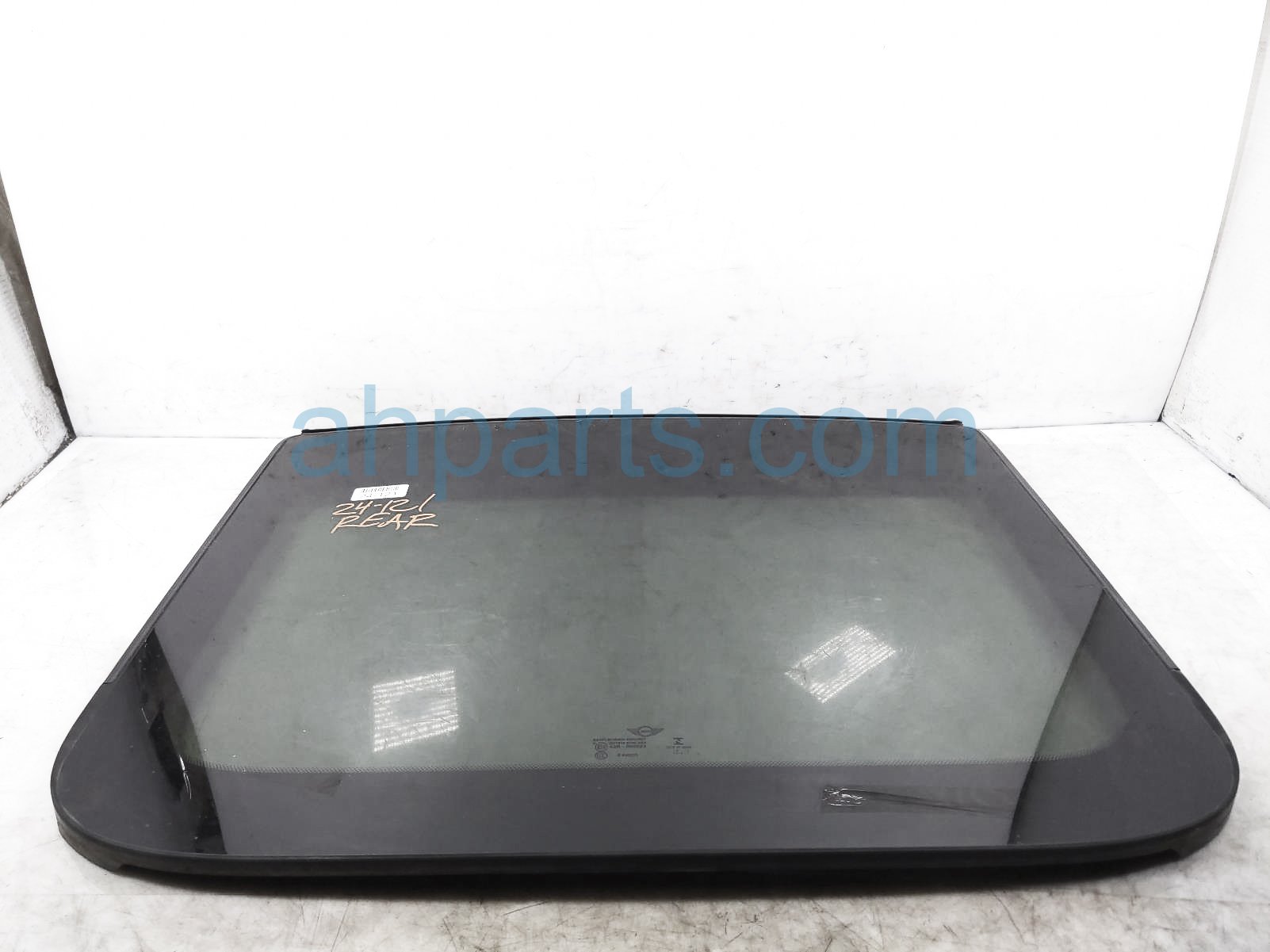 $225 BMW REAR SUN ROOF GLASS WINDOW $225 BMW REAR SUN ROOF GLASS WINDOW