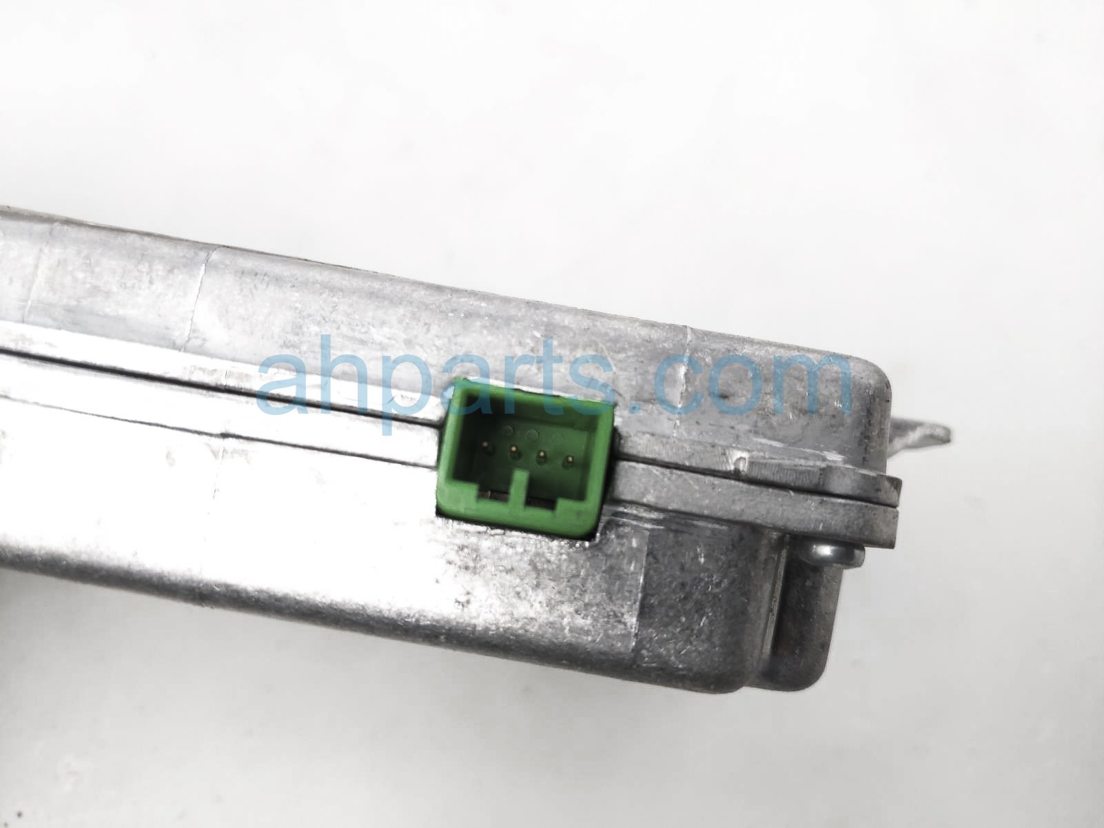 Sold 2019 Volvo Xc60 Parking Aid Control Module - 2.0l 32281512,