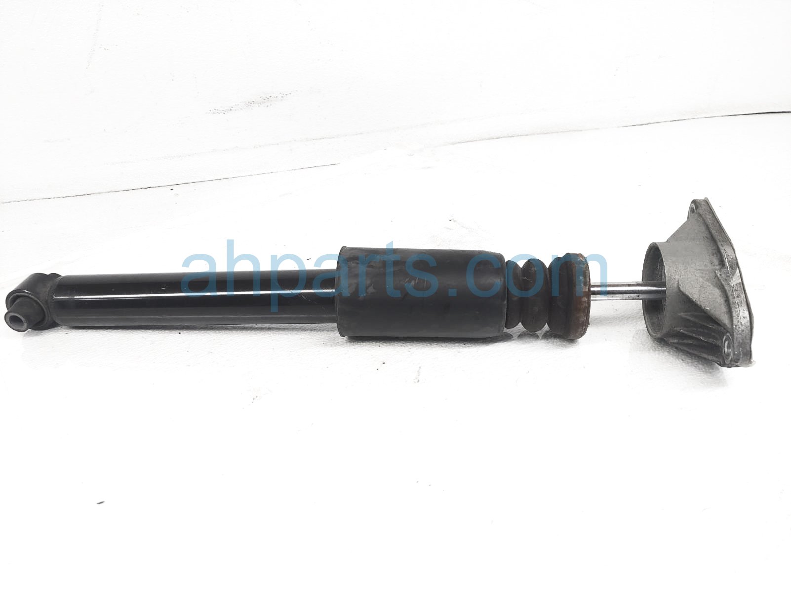 $50 BMW RR/RH SHOCK ABSORBER $50 BMW RR/RH SHOCK ABSORBER