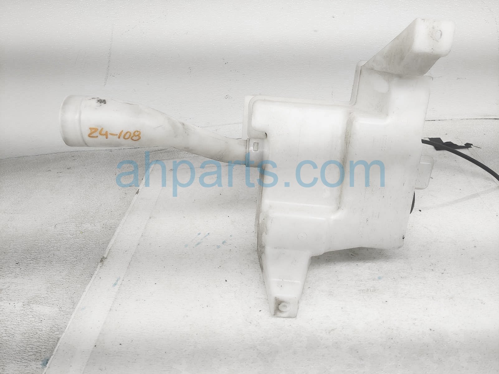Sold 2018 Subaru WRX Windshield Washer Reservoir Tank 86631VA000