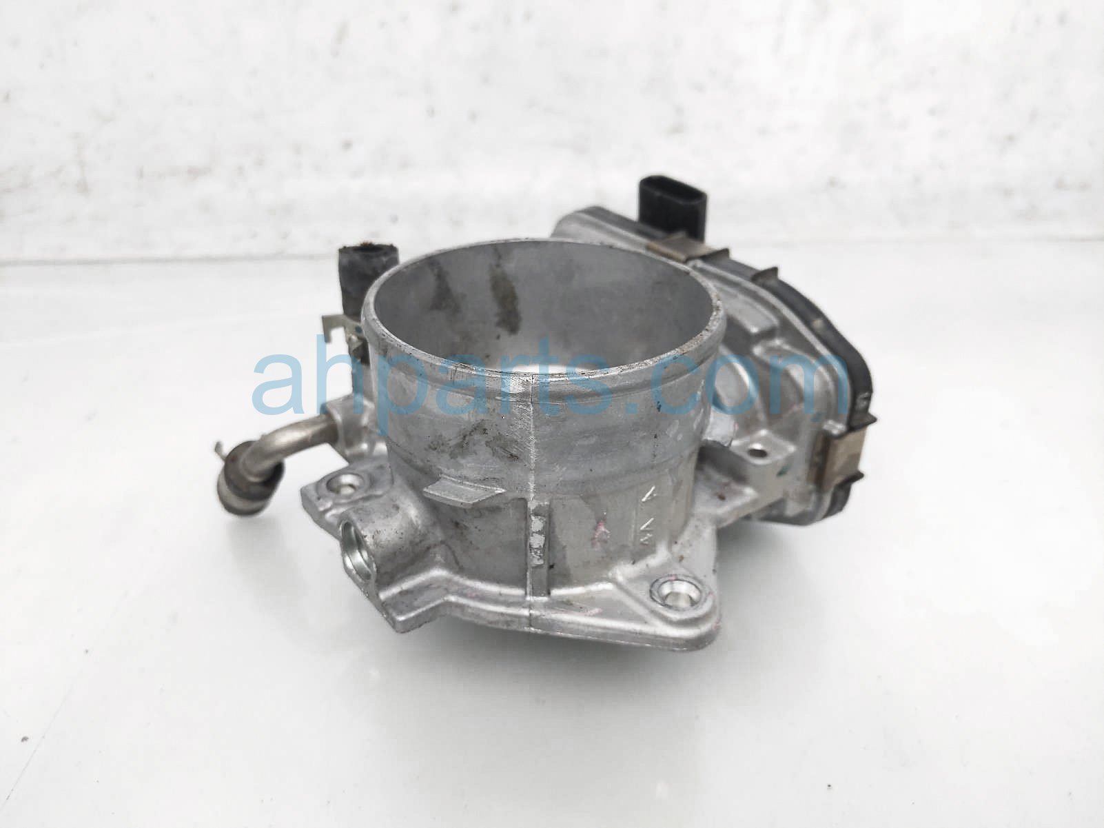 $95 Toyota THROTTLE BODY - 2.5L AT