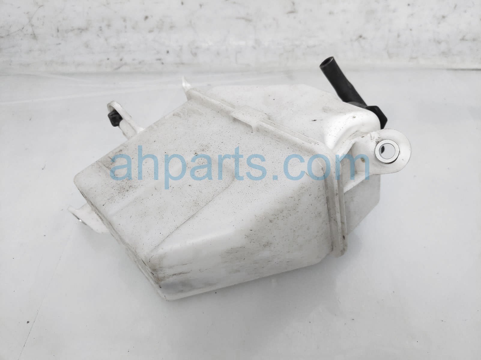 $40 Toyota COOLANT OVERFLOW RESERVOIR TANK