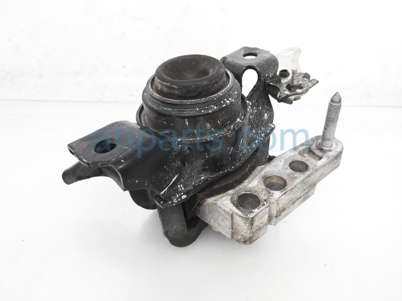 $125 Toyota RH SIDE ENGINE MOUNT - 2.5L AWD