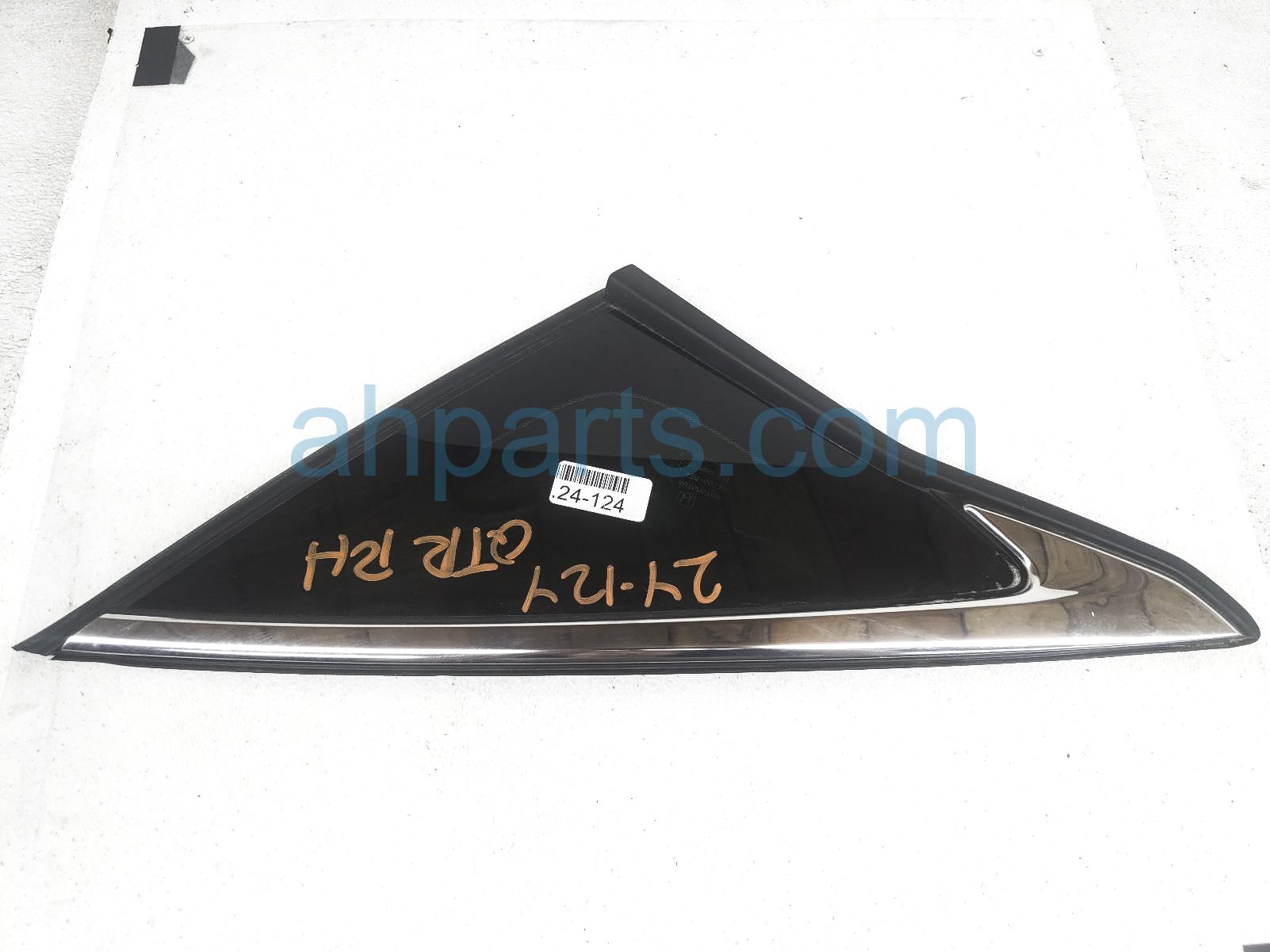 $89 Honda RH QUARTER WINDOW GLASS $89 Honda RH QUARTER WINDOW GLASS