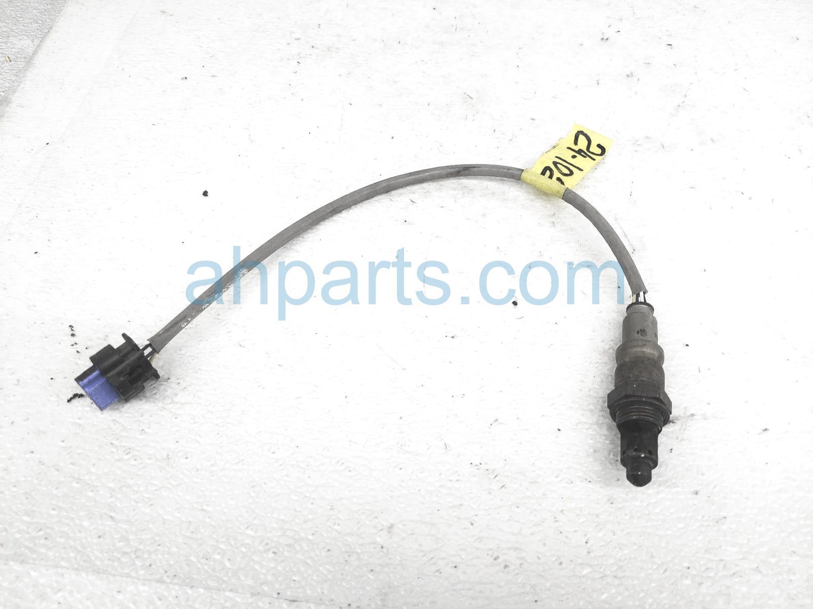 $75 Ford REAR LOWER OXYGEN SENSOR - 2.7L