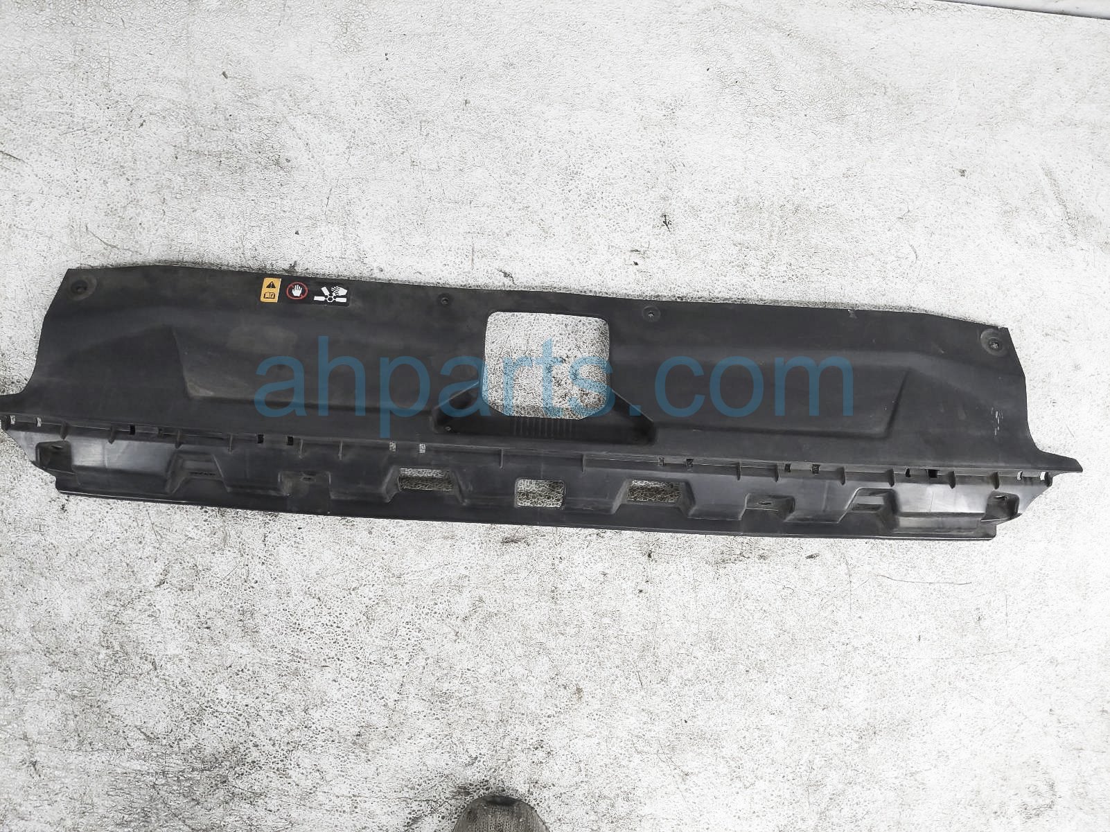 $40 Hyundai RADIATOR UPPER SUPPORT SIGHT SHIELD $40 Hyundai RADIATOR UPPER SUPPORT SIGHT SHIELD