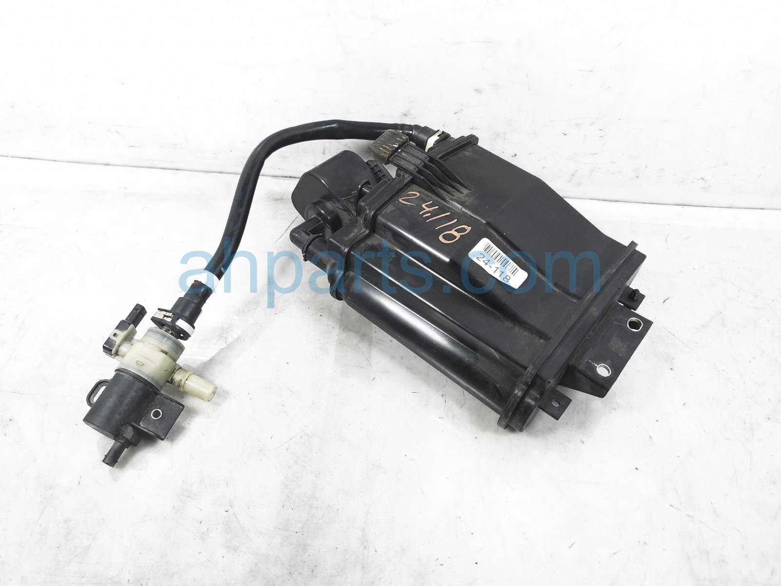 $150 Volvo FUEL CHARCOAL VAPOR CANISTER $150 Volvo FUEL CHARCOAL VAPOR CANISTER