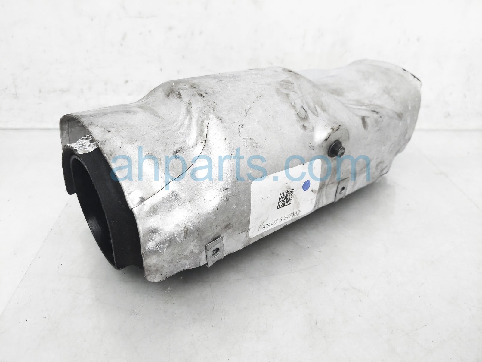 $40 Volvo AIR INTAKE RESONATOR PIPE- T8 HYBRID $40 Volvo AIR INTAKE RESONATOR PIPE- T8 HYBRID