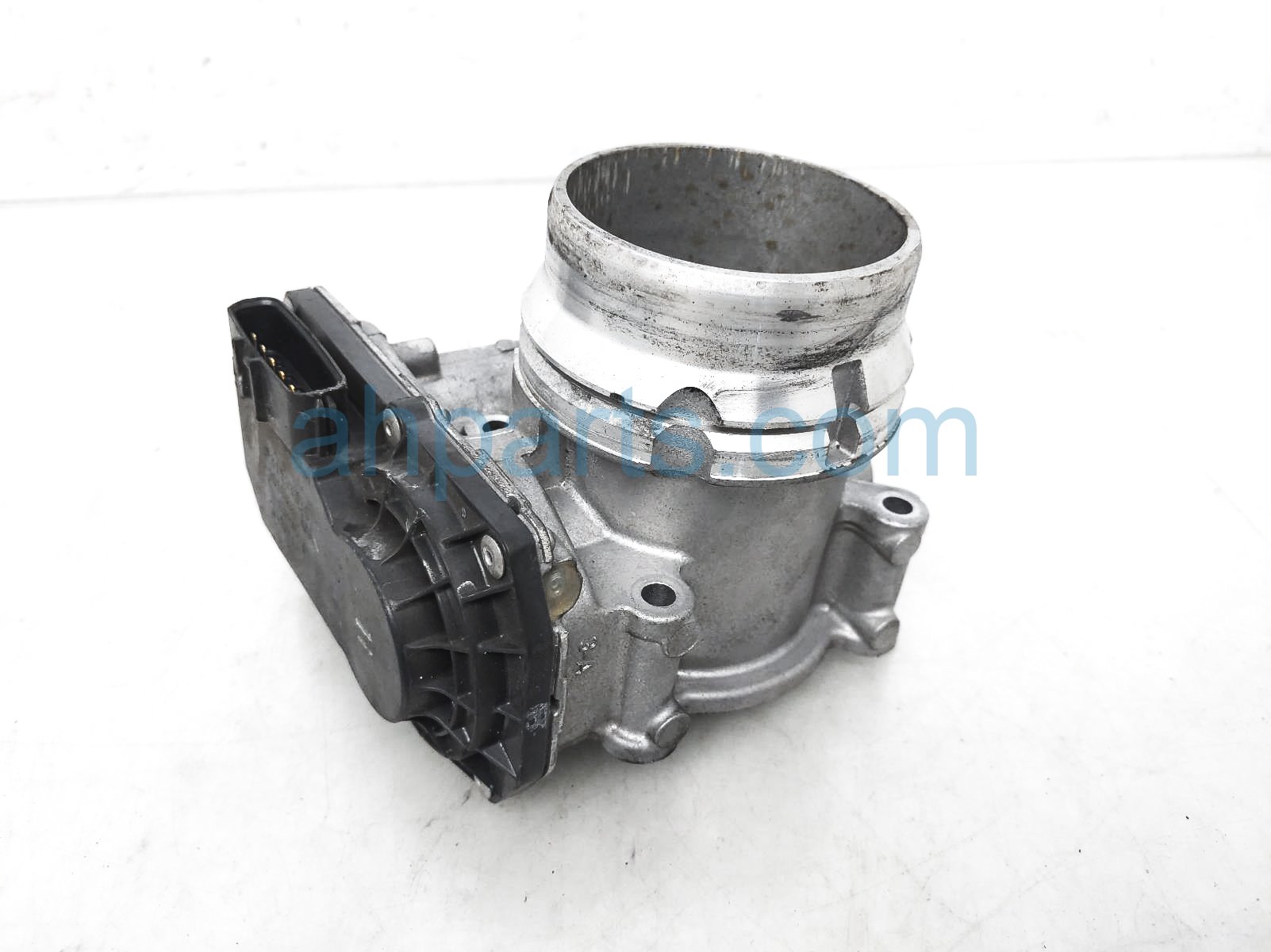 $100 Volvo THROTTLE BODY - 2.0L T8 AWD $100 Volvo THROTTLE BODY - 2.0L T8 AWD