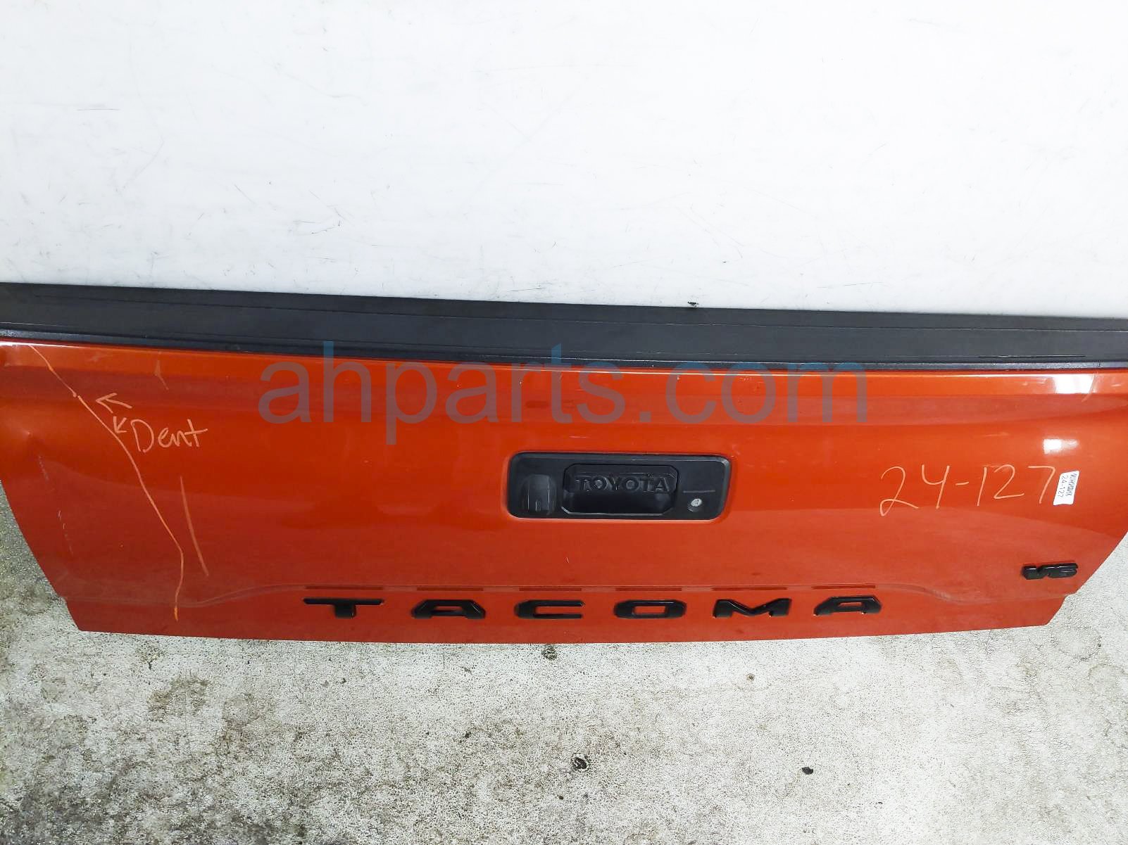 $900 Toyota LIFT GATE / TAIL GATE - ORANGE* $900 Toyota LIFT GATE / TAIL GATE - ORANGE*