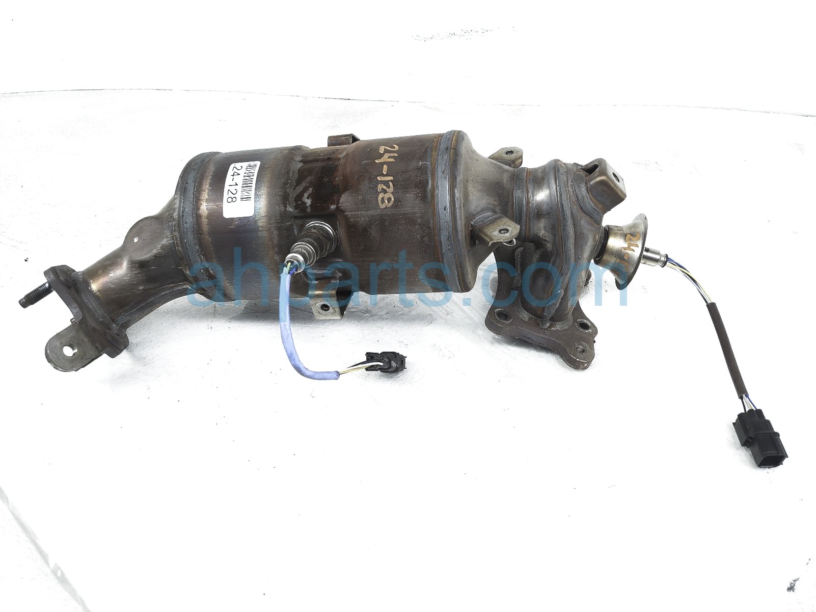 $699 Honda EXHAUST CONVERTER MANIFOLD - 2.0L $699 Honda EXHAUST CONVERTER MANIFOLD - 2.0L